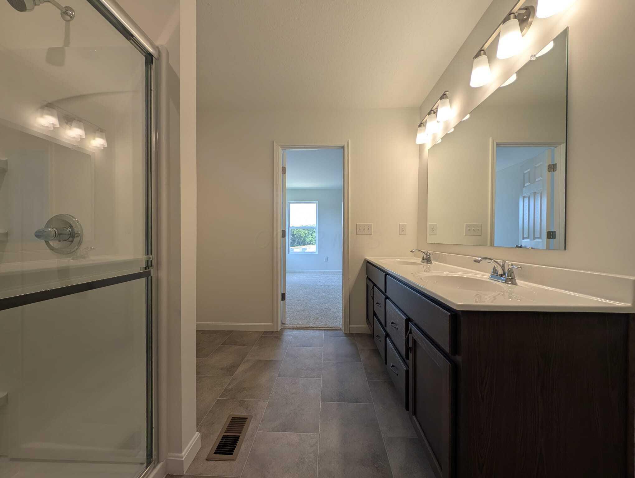 226026486 Property Photo 10
