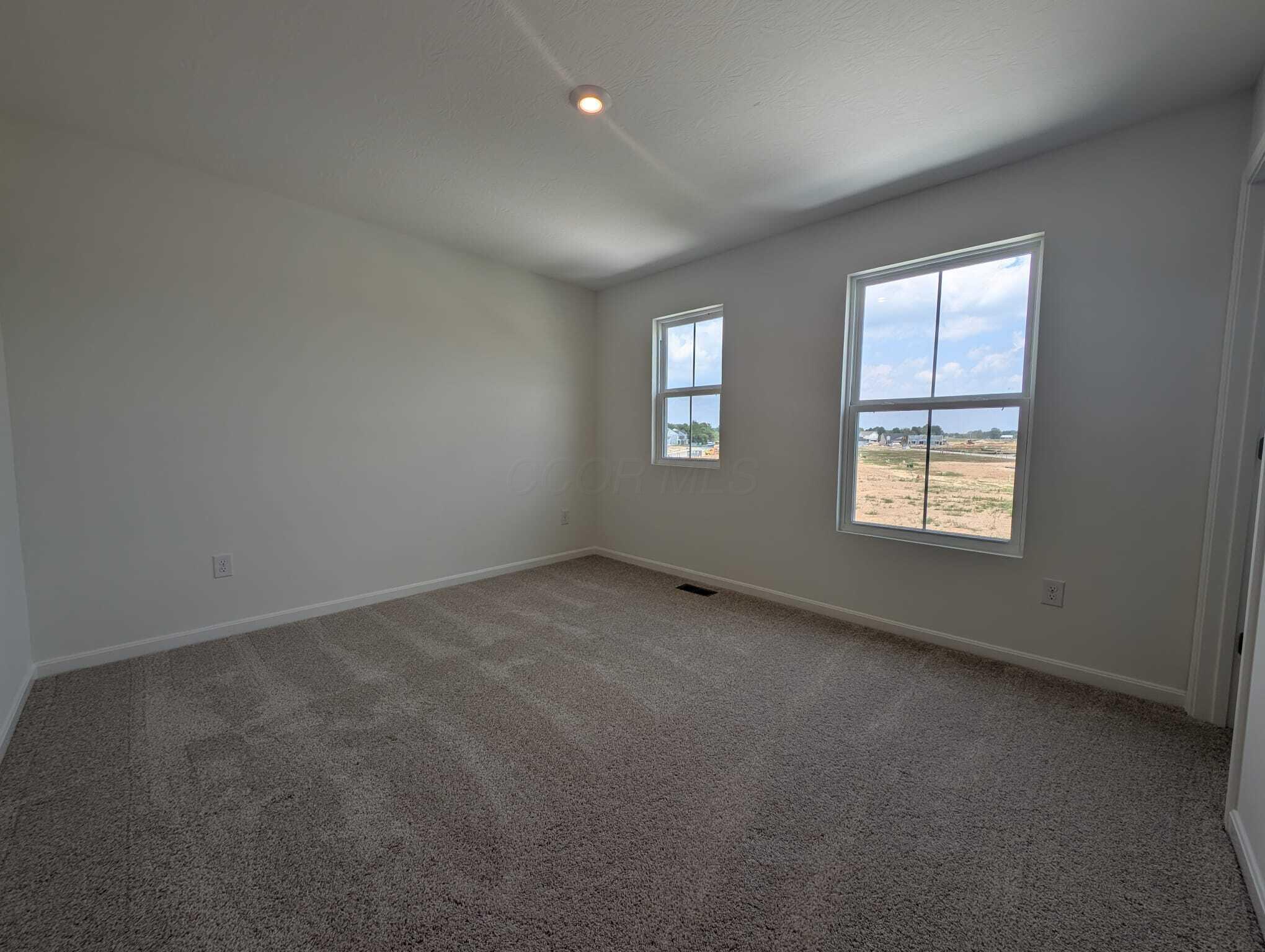 226026486 Property Photo 16