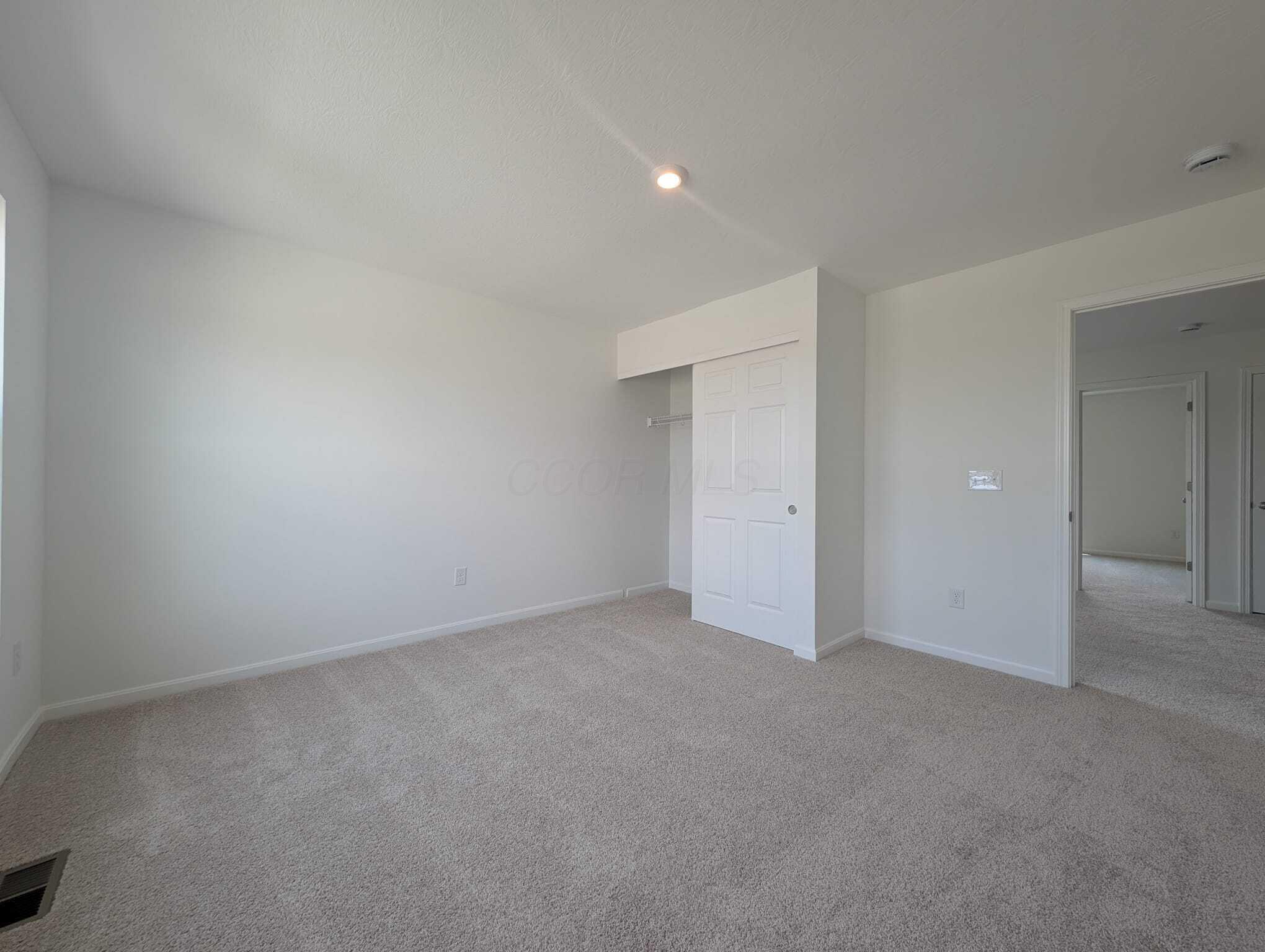226026486 Property Photo 18