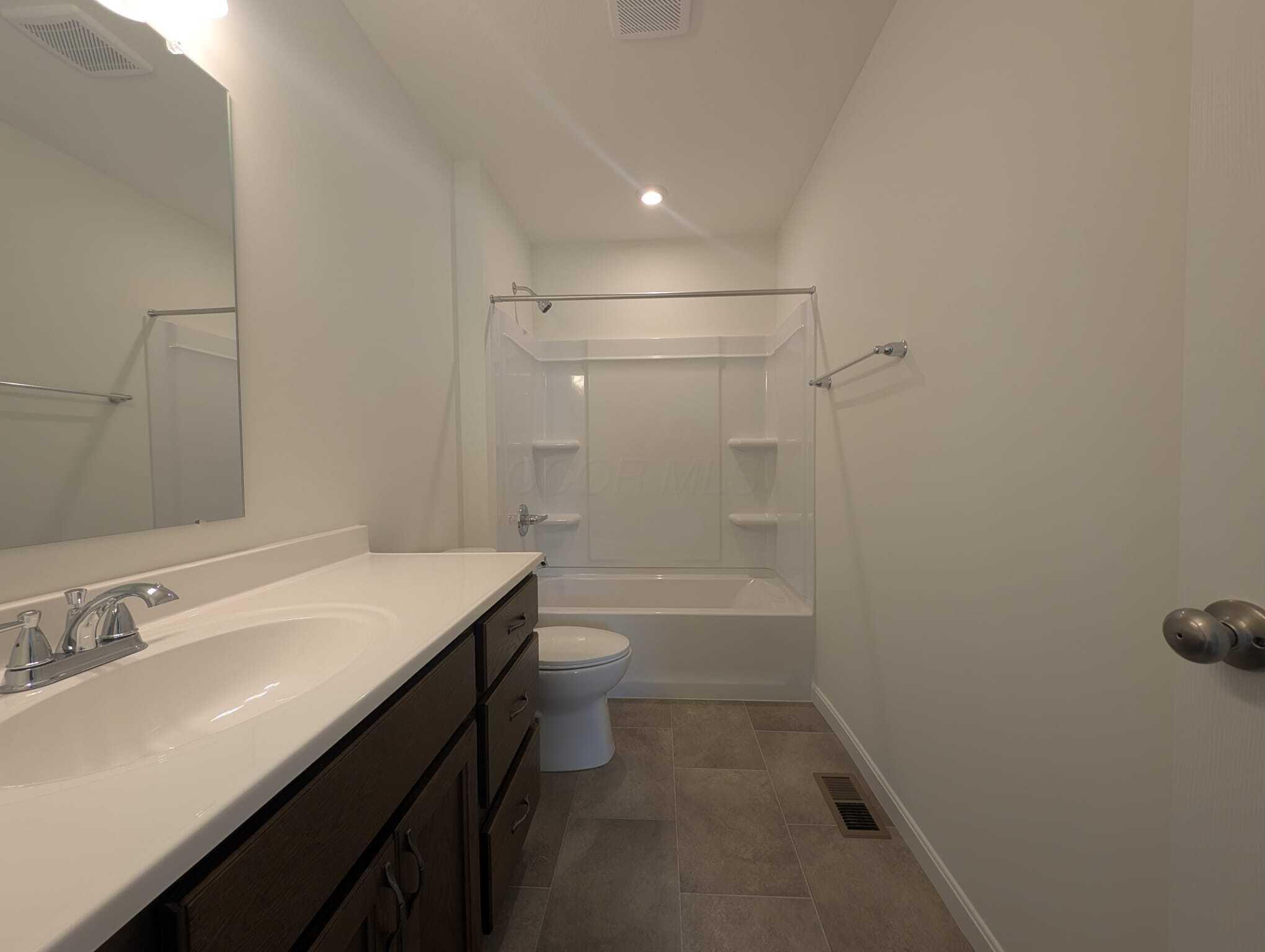 226026486 Property Photo 21