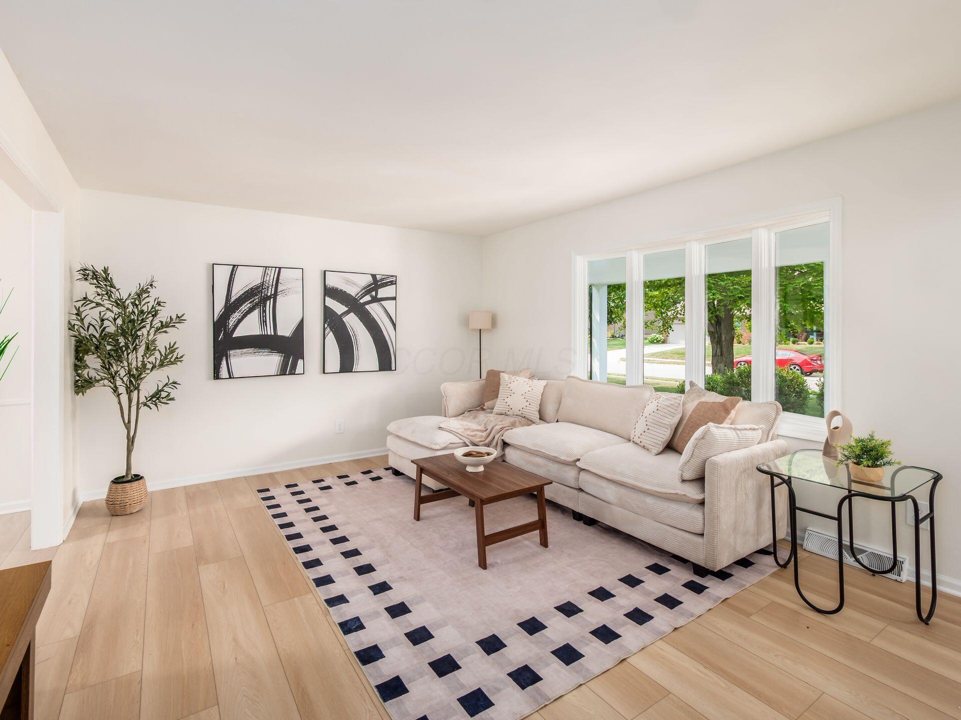 161 Somerset Road Property Photo 3