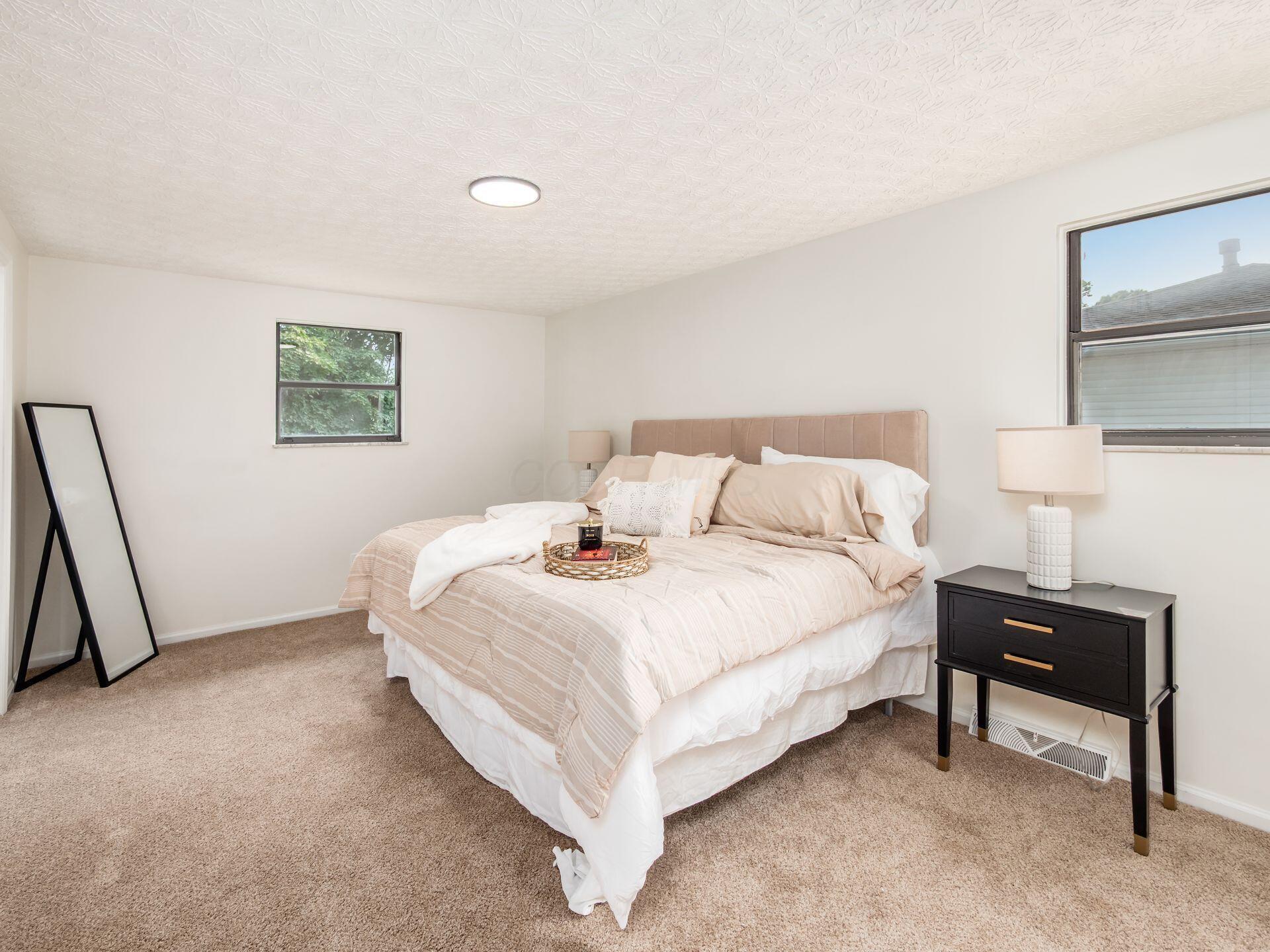 161 Somerset Road Property Photo 18