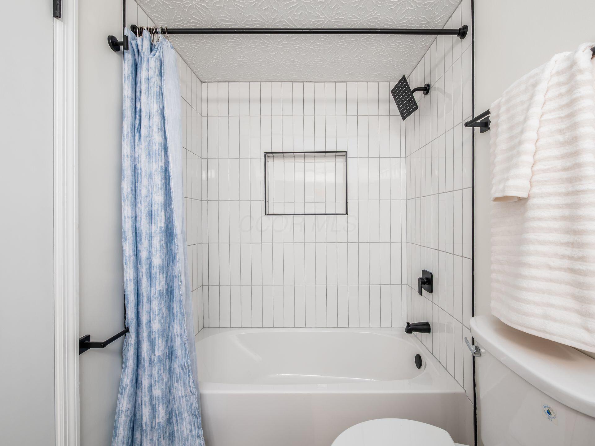 161 Somerset Road Property Photo 25