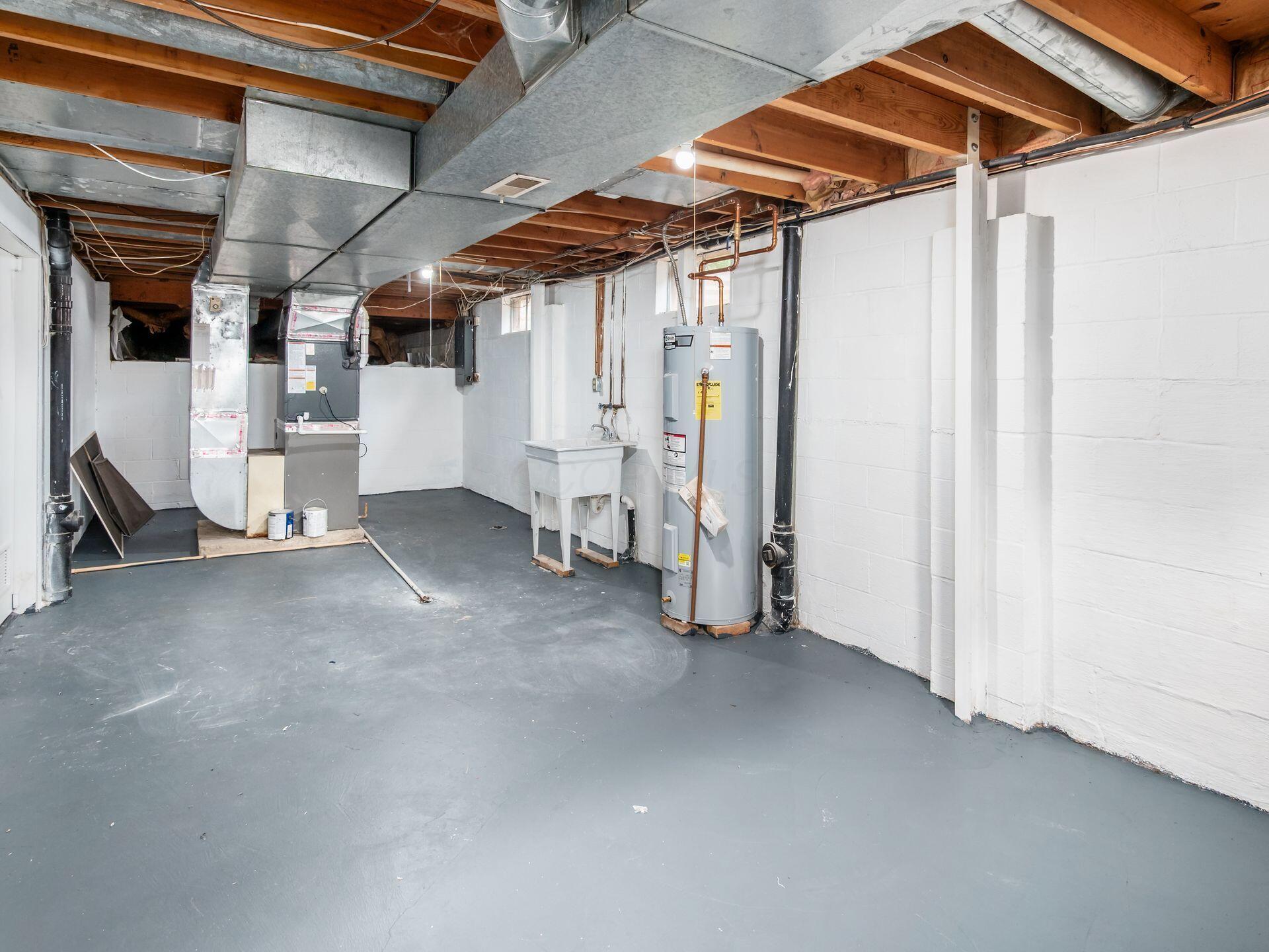 161 Somerset Road Property Photo 33