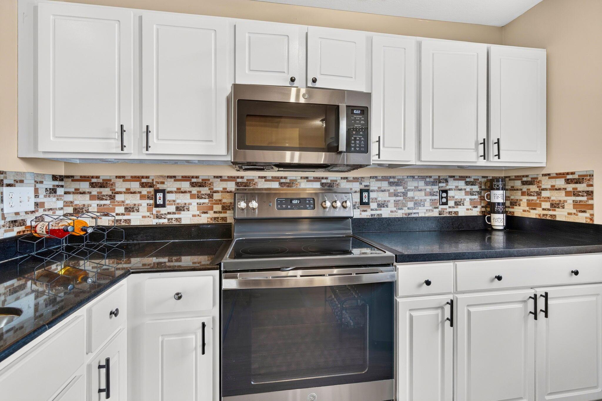 235 Brueghel Road Property Photo 6