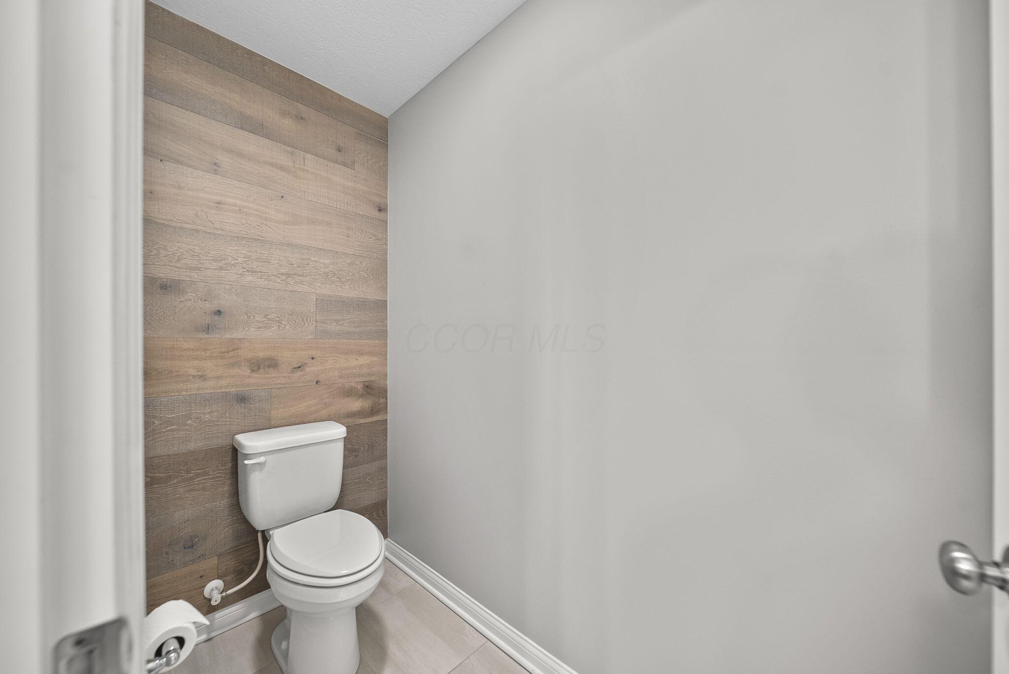 4914 Sheffield Way Property Photo 32