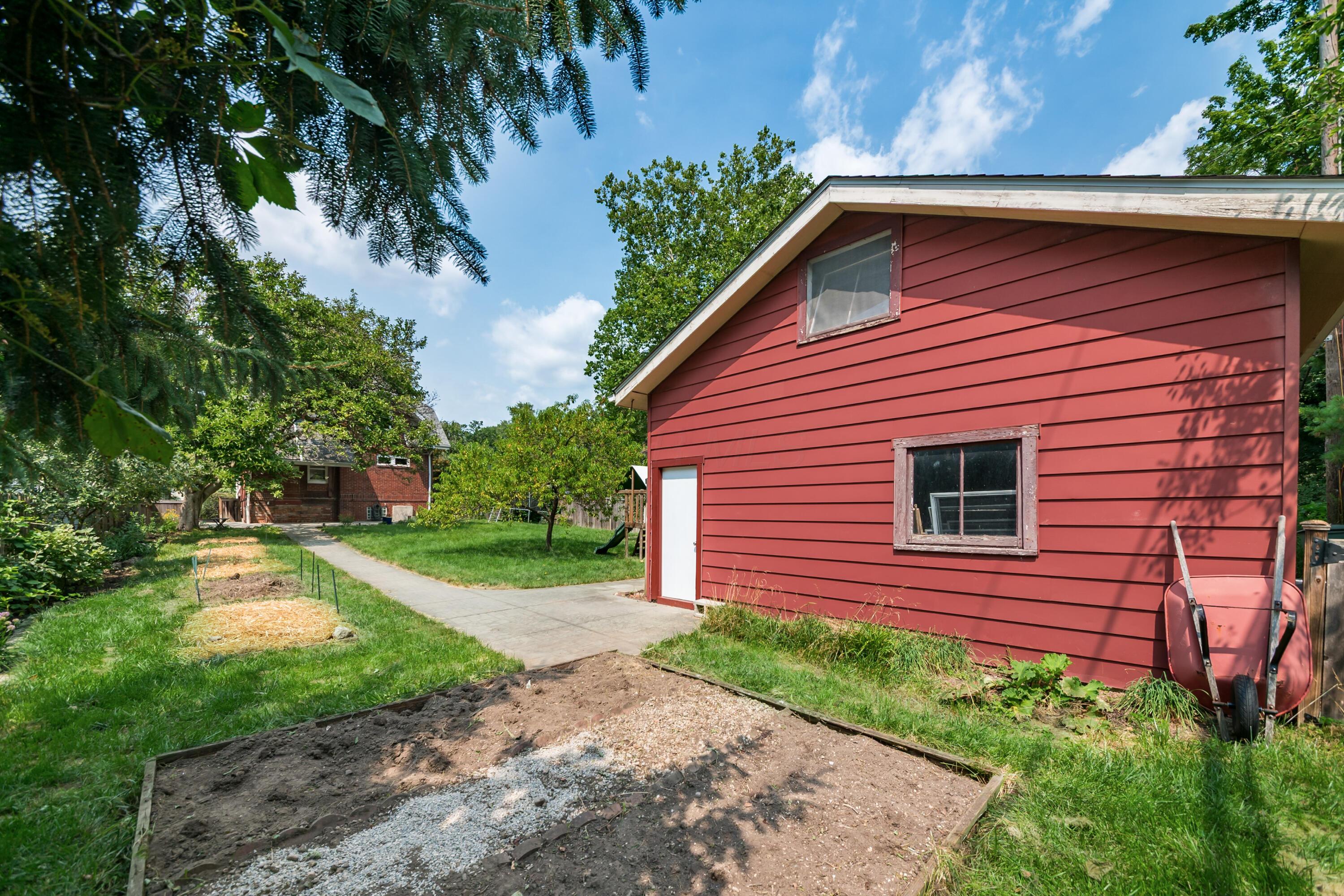 111 Erie Road Property Photo 42