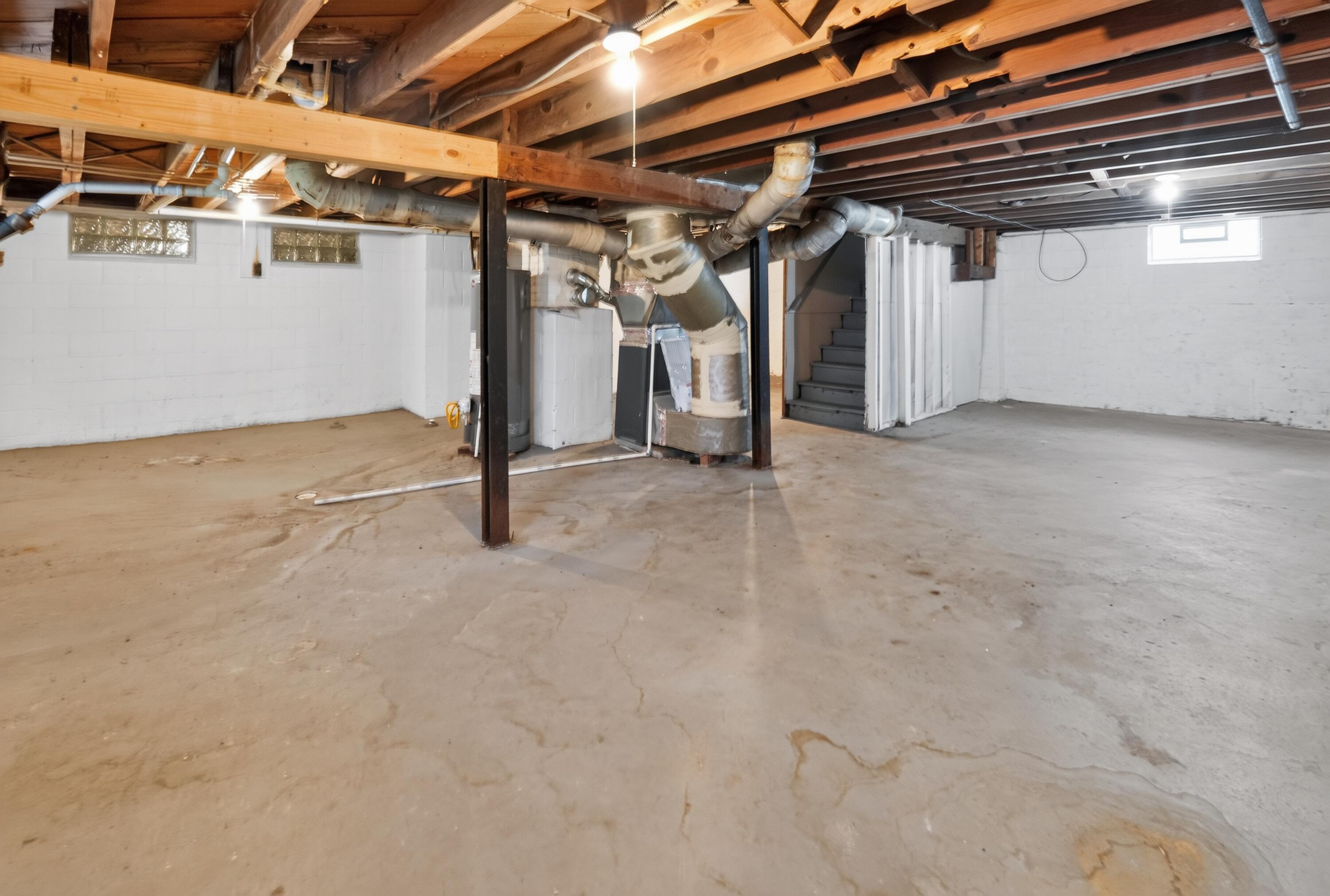 1692 E Kossuth Street Property Photo 19