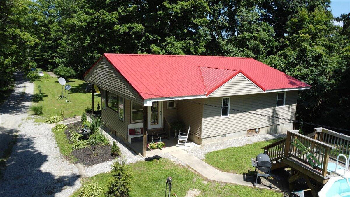 310 Golley Road Property Photo 3