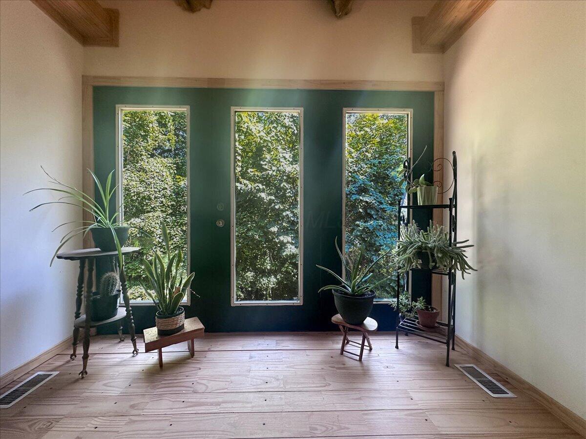 310 Golley Road Property Photo 17