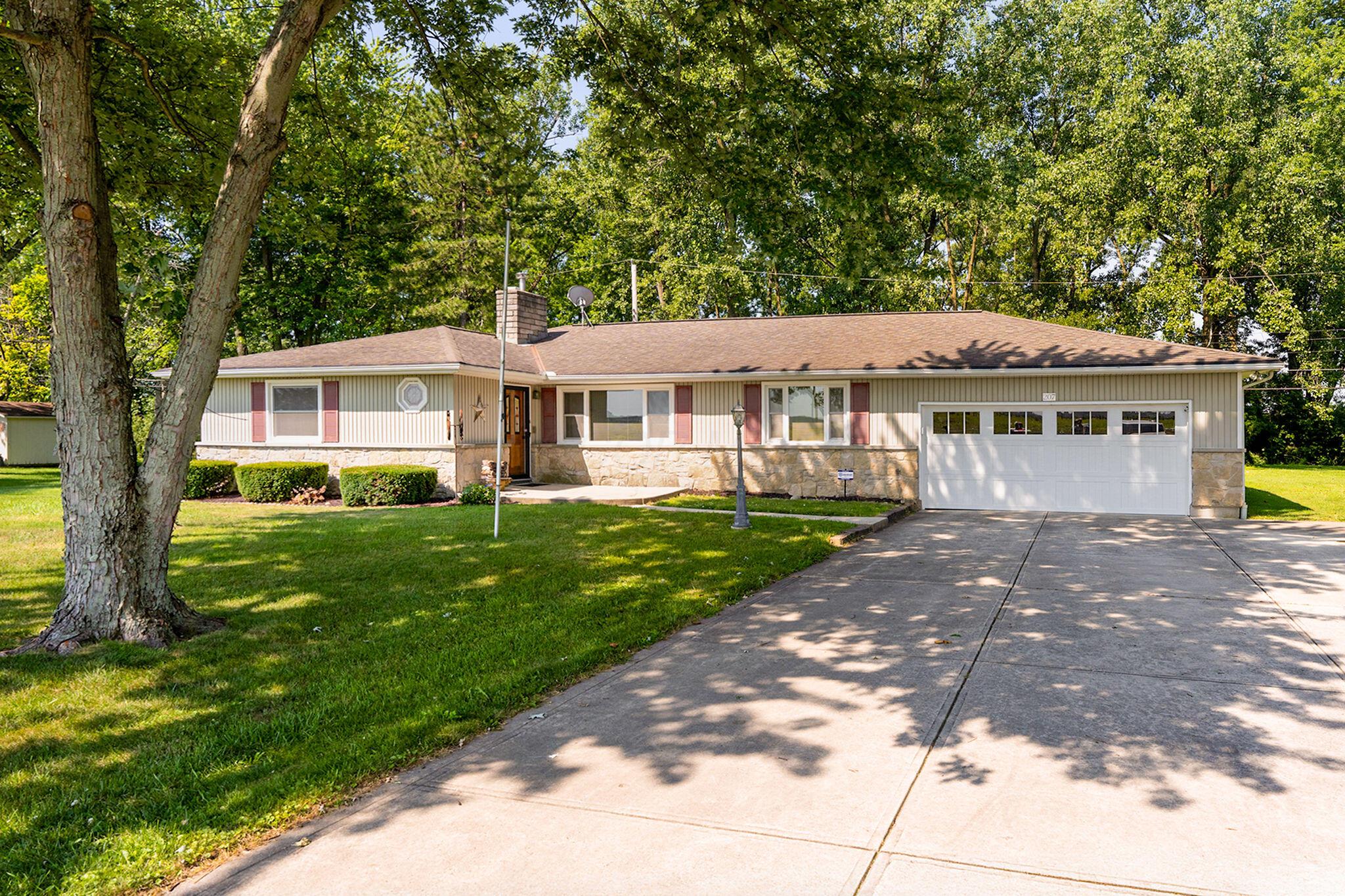 207 Darby Creek Drive Property Photo 1