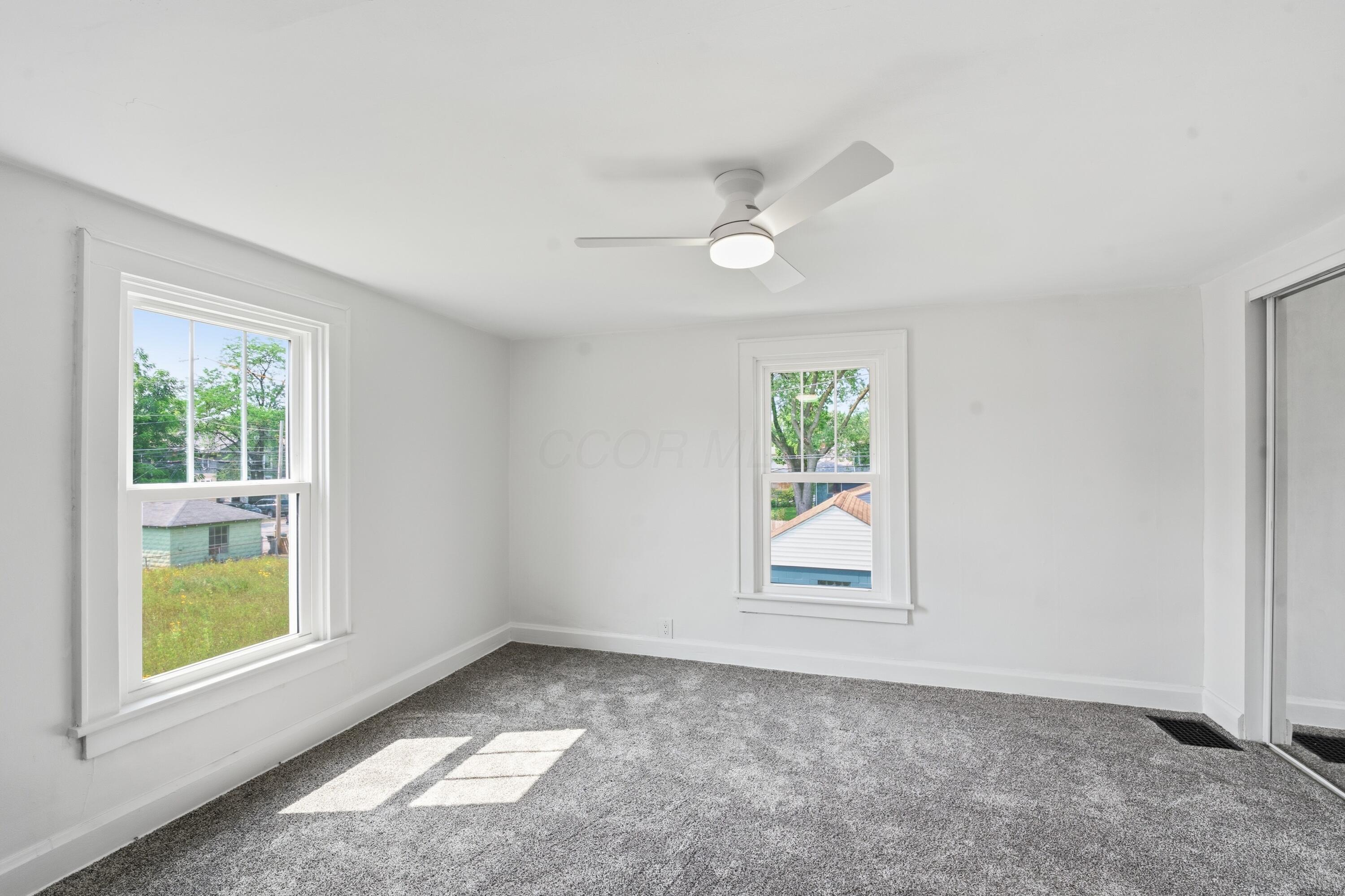 486 E Weber Road Property Photo 25