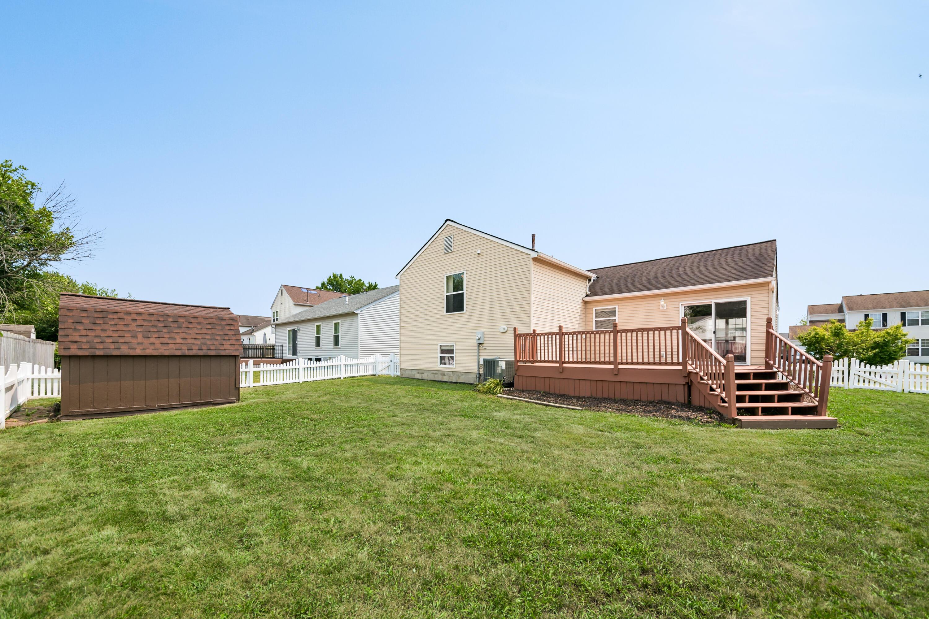 926 Robmeyer Drive Property Photo 4