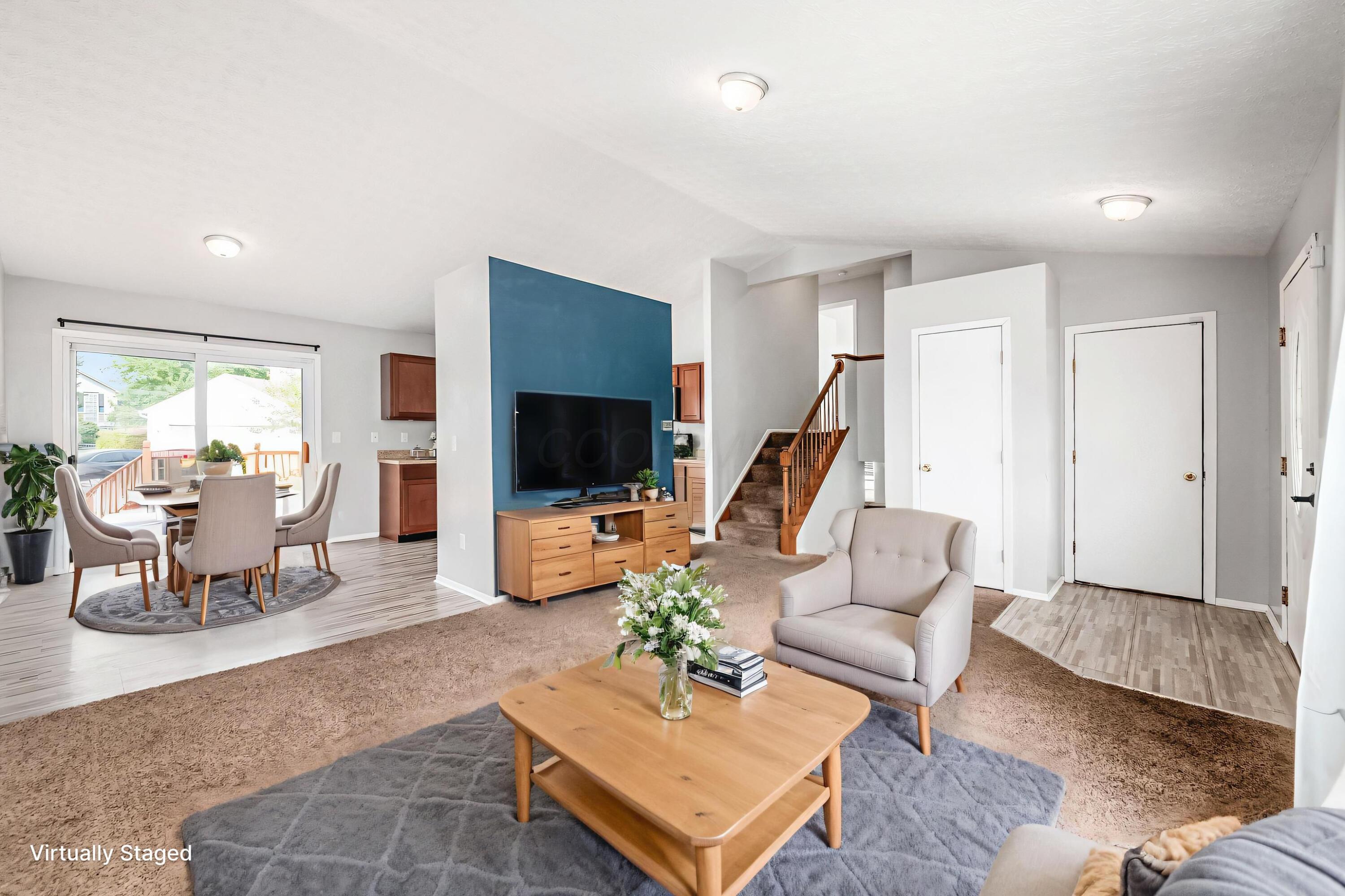 926 Robmeyer Drive Property Photo 13