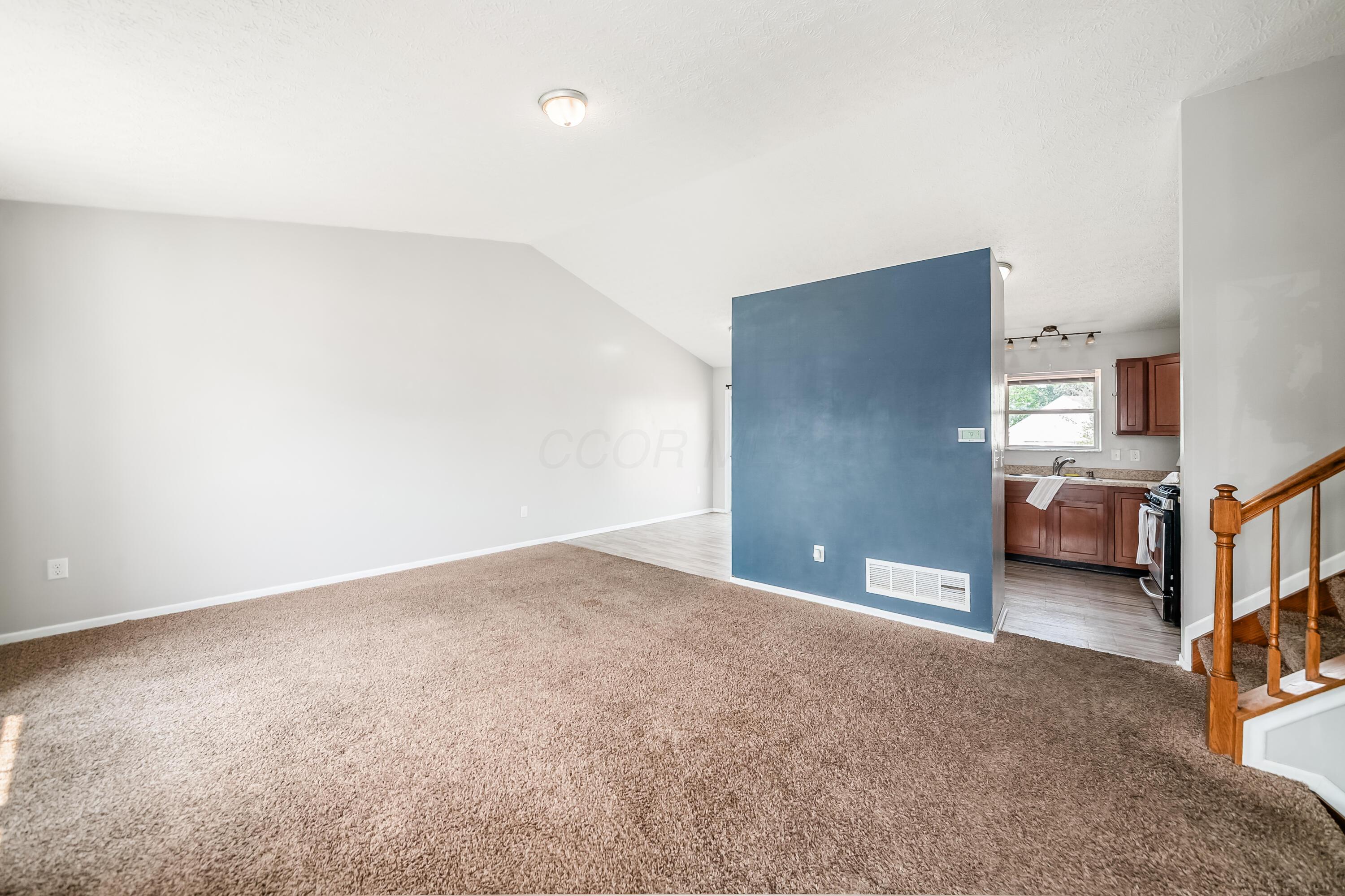 926 Robmeyer Drive Property Photo 14