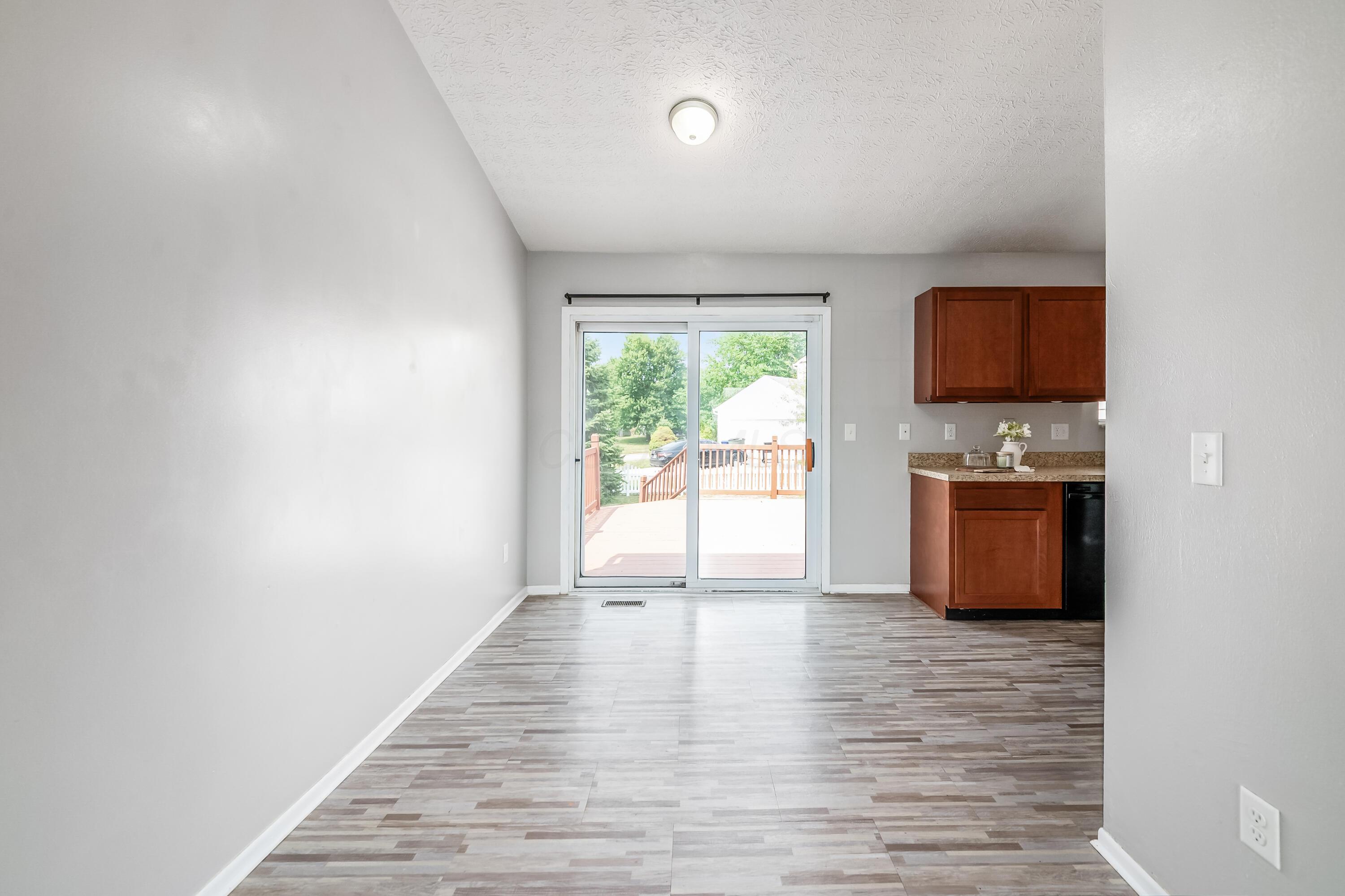 926 Robmeyer Drive Property Photo 17