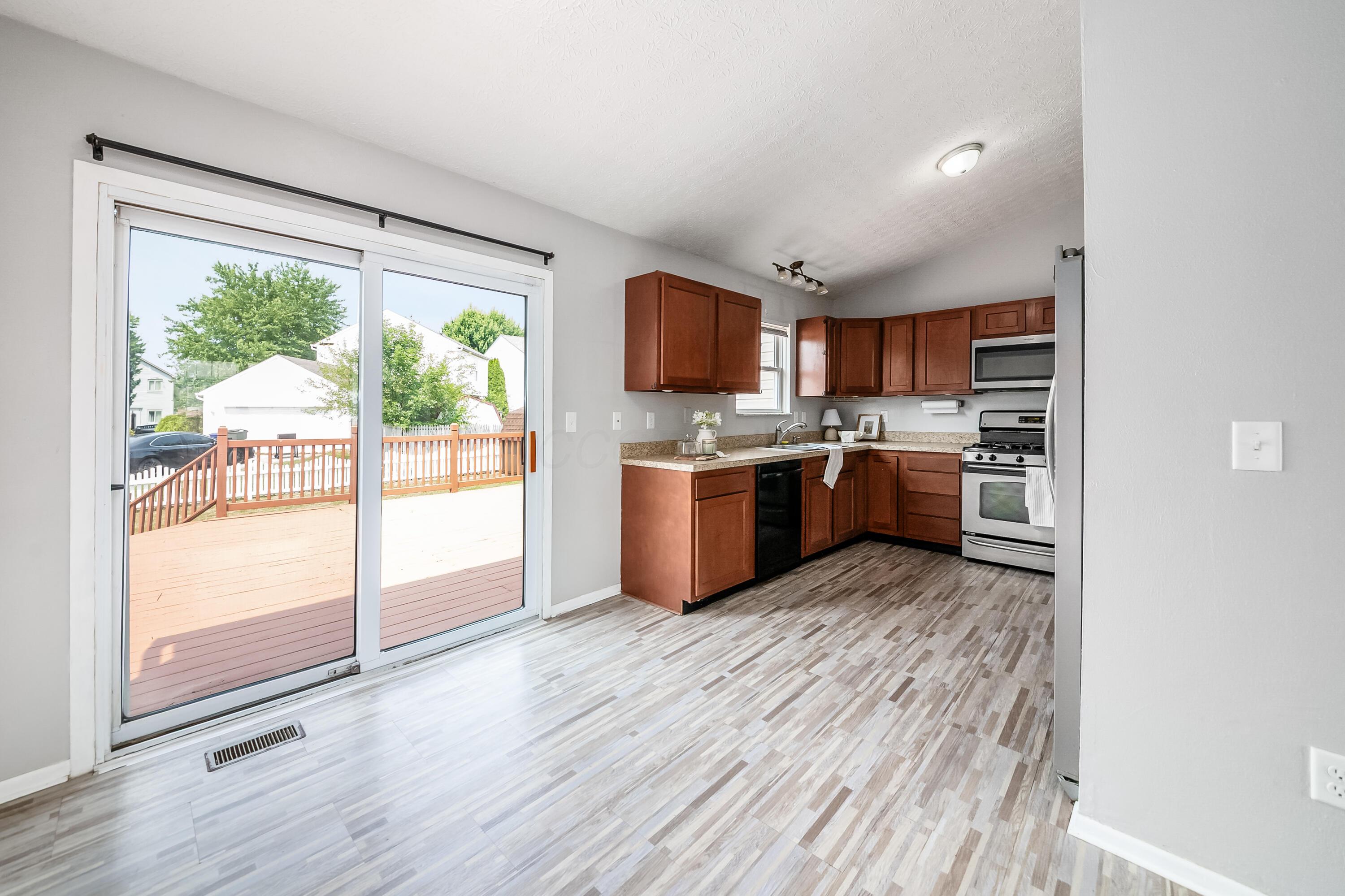926 Robmeyer Drive Property Photo 19