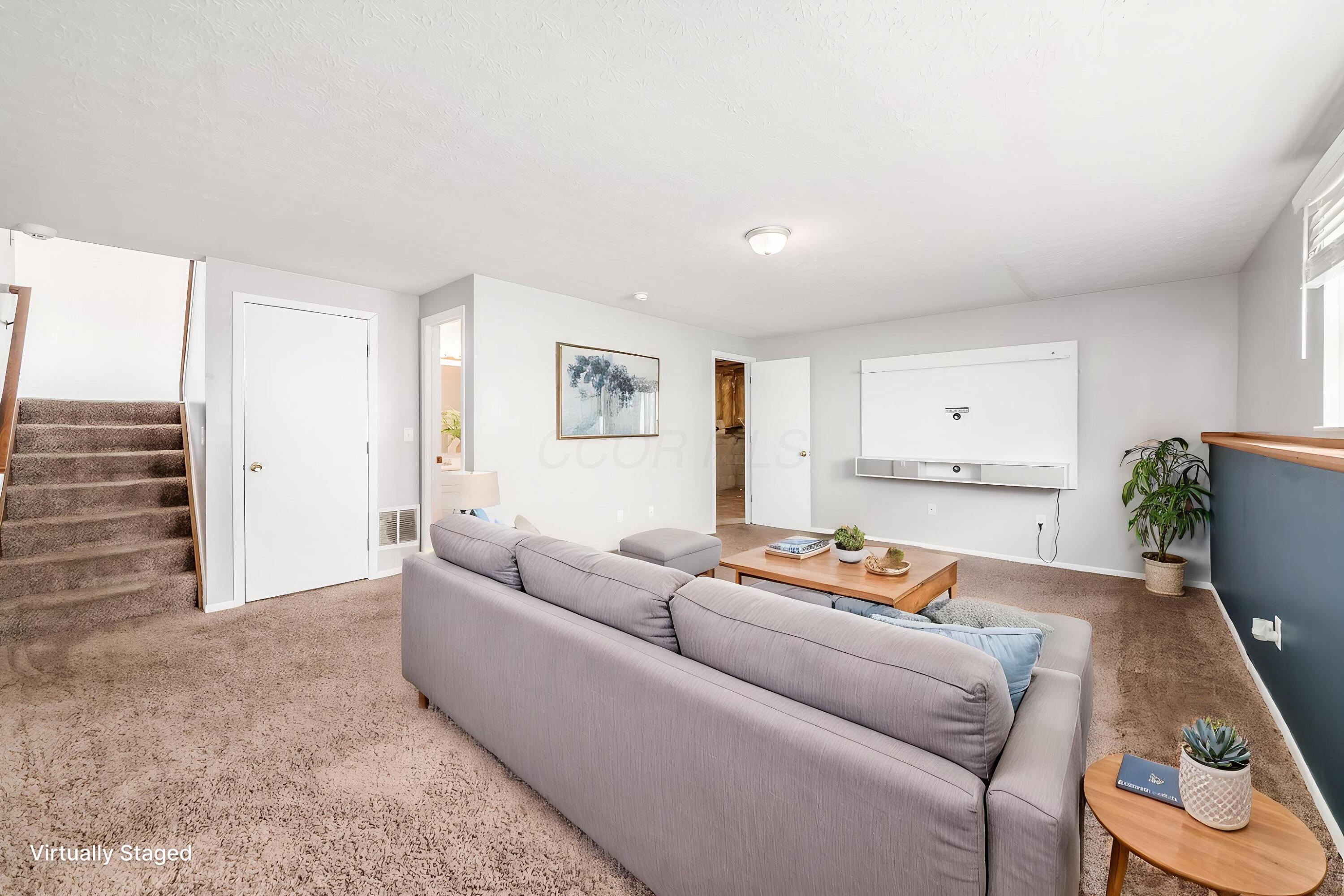 926 Robmeyer Drive Property Photo 38
