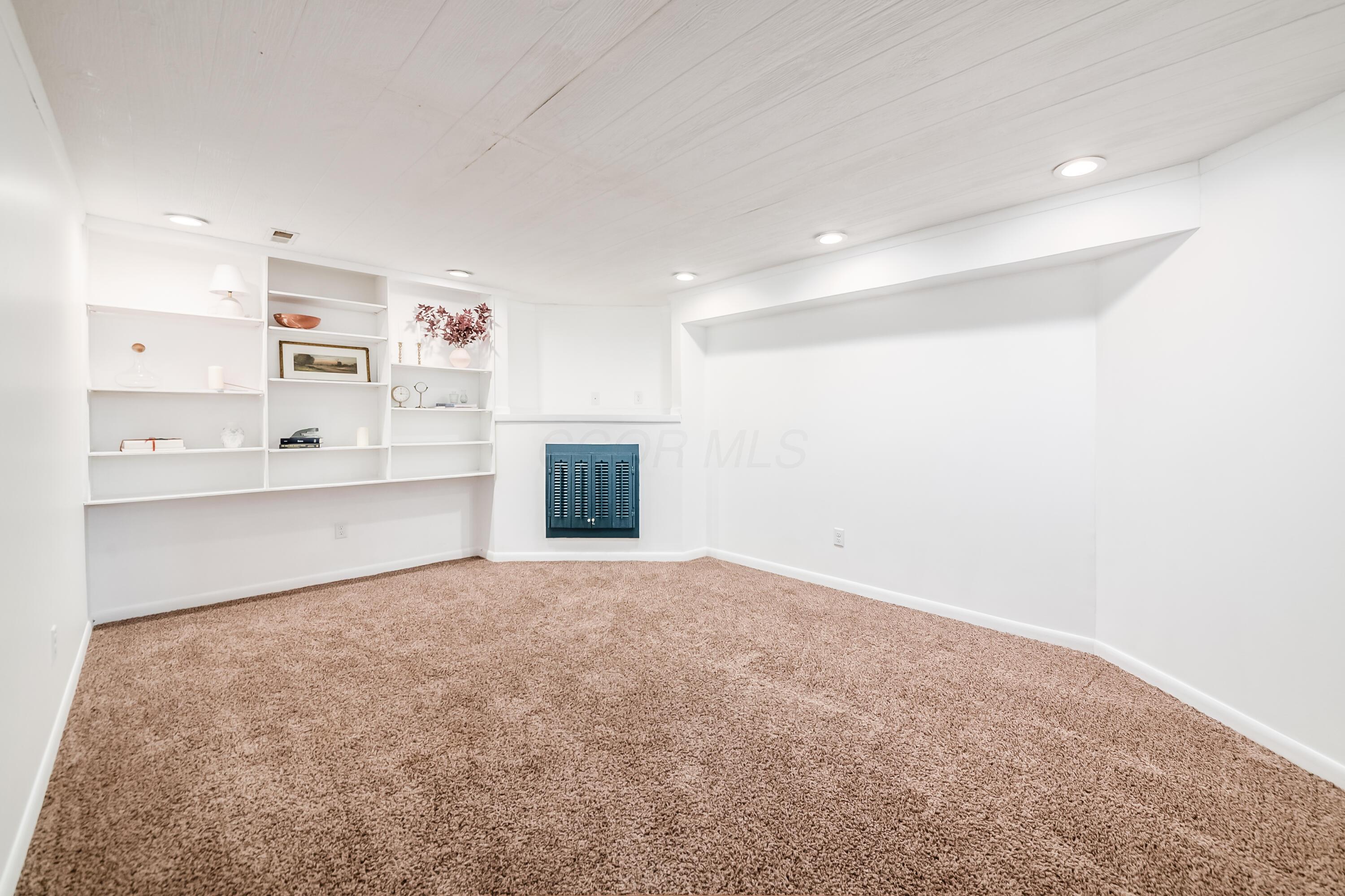 926 Robmeyer Drive Property Photo 46