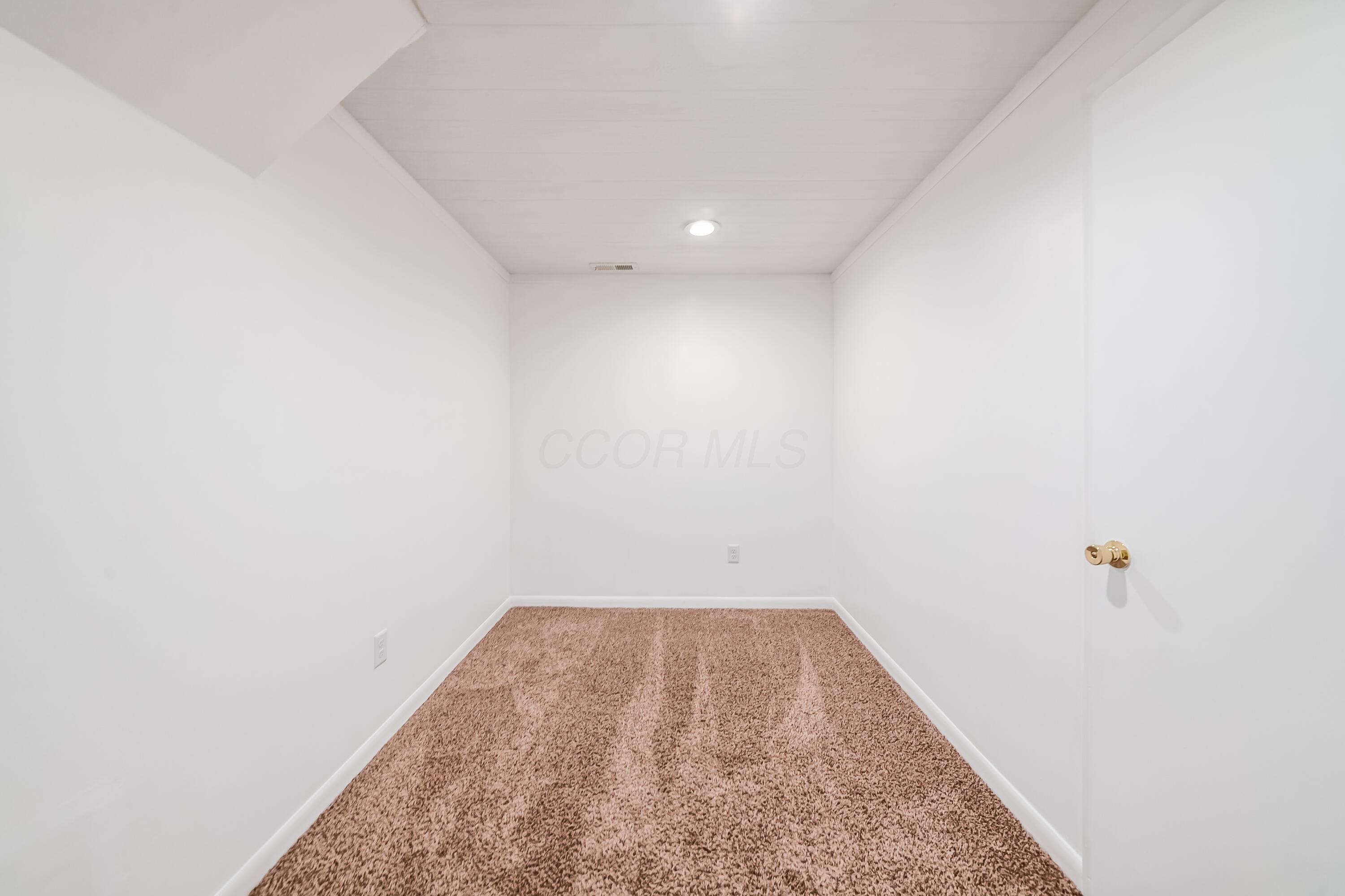 926 Robmeyer Drive Property Photo 49