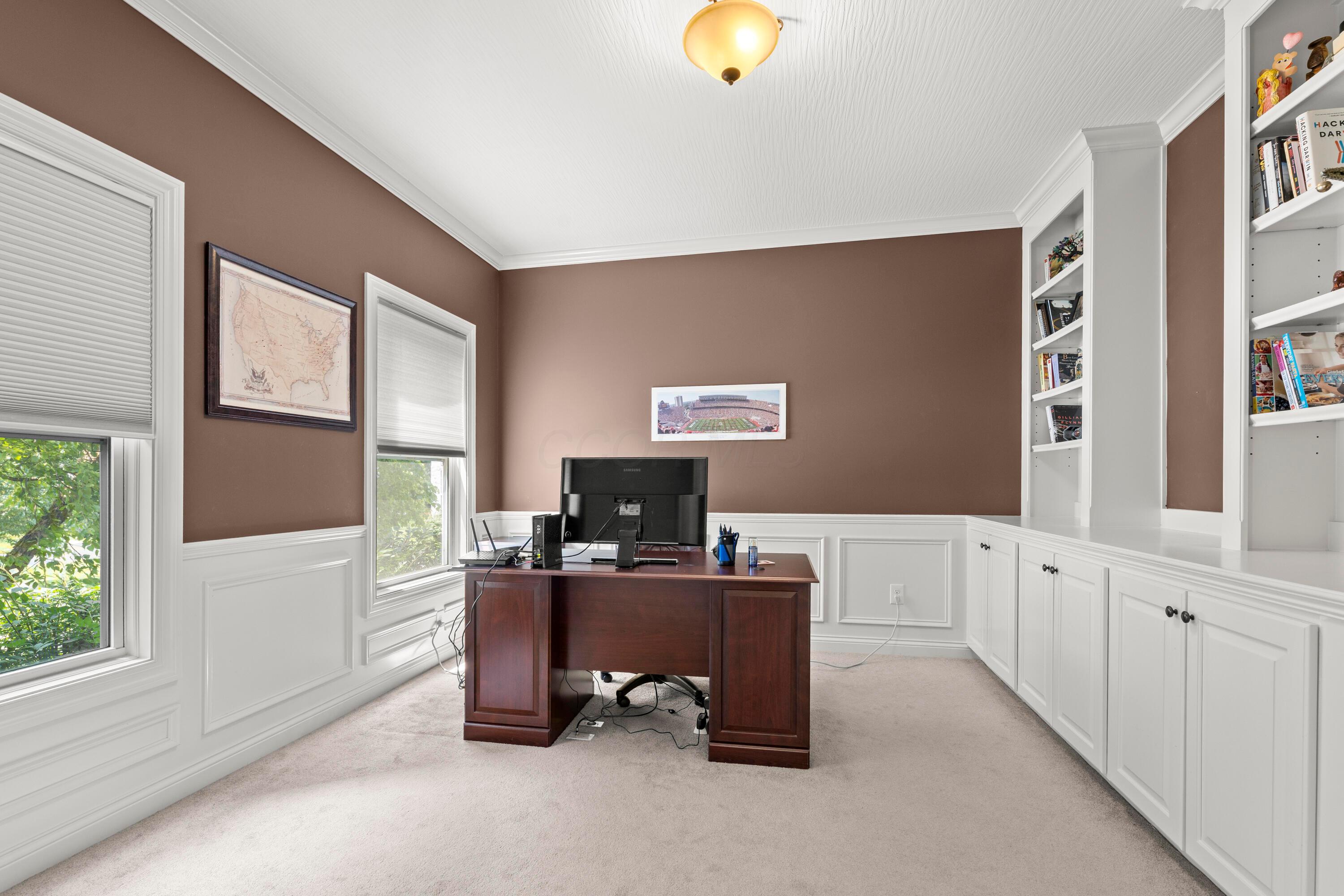 4982 Normandy Drive Property Photo 9