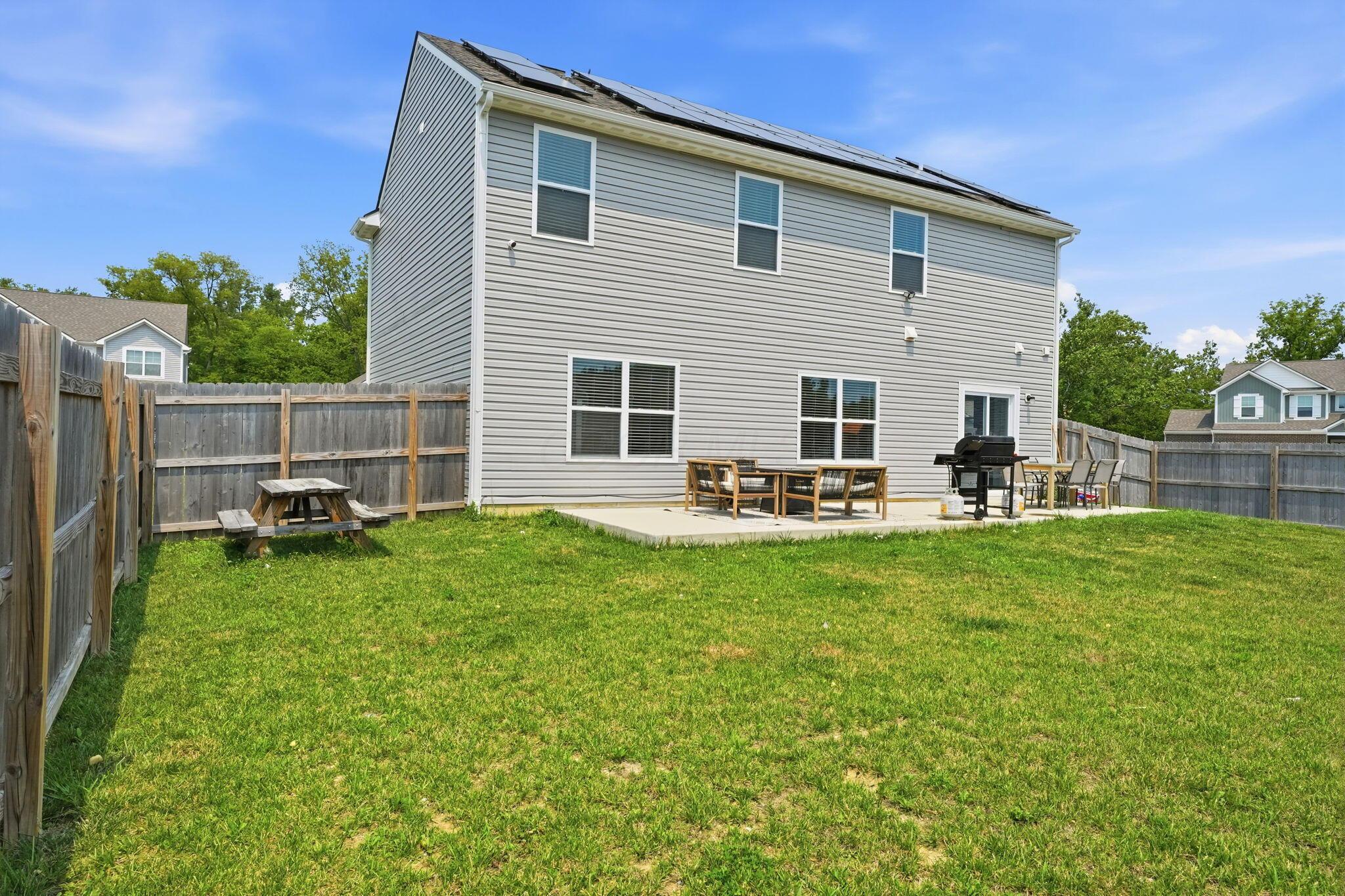 496 Wingate Place N Property Photo 8