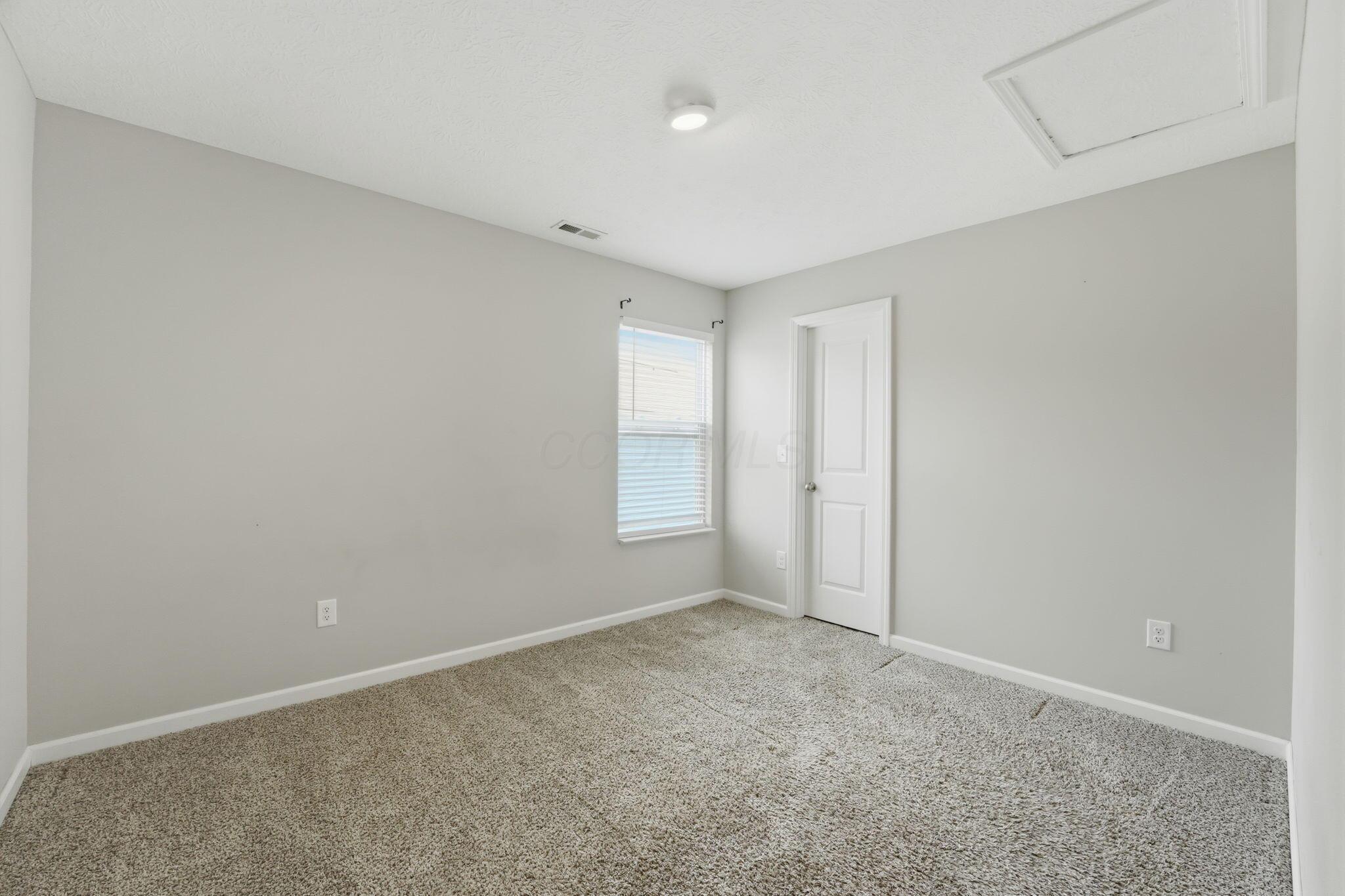 496 Wingate Place N Property Photo 28