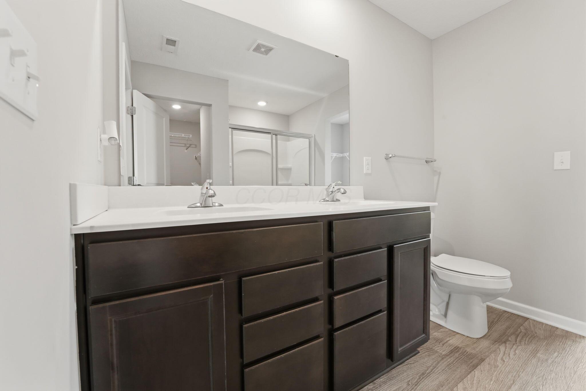 496 Wingate Place N Property Photo 32