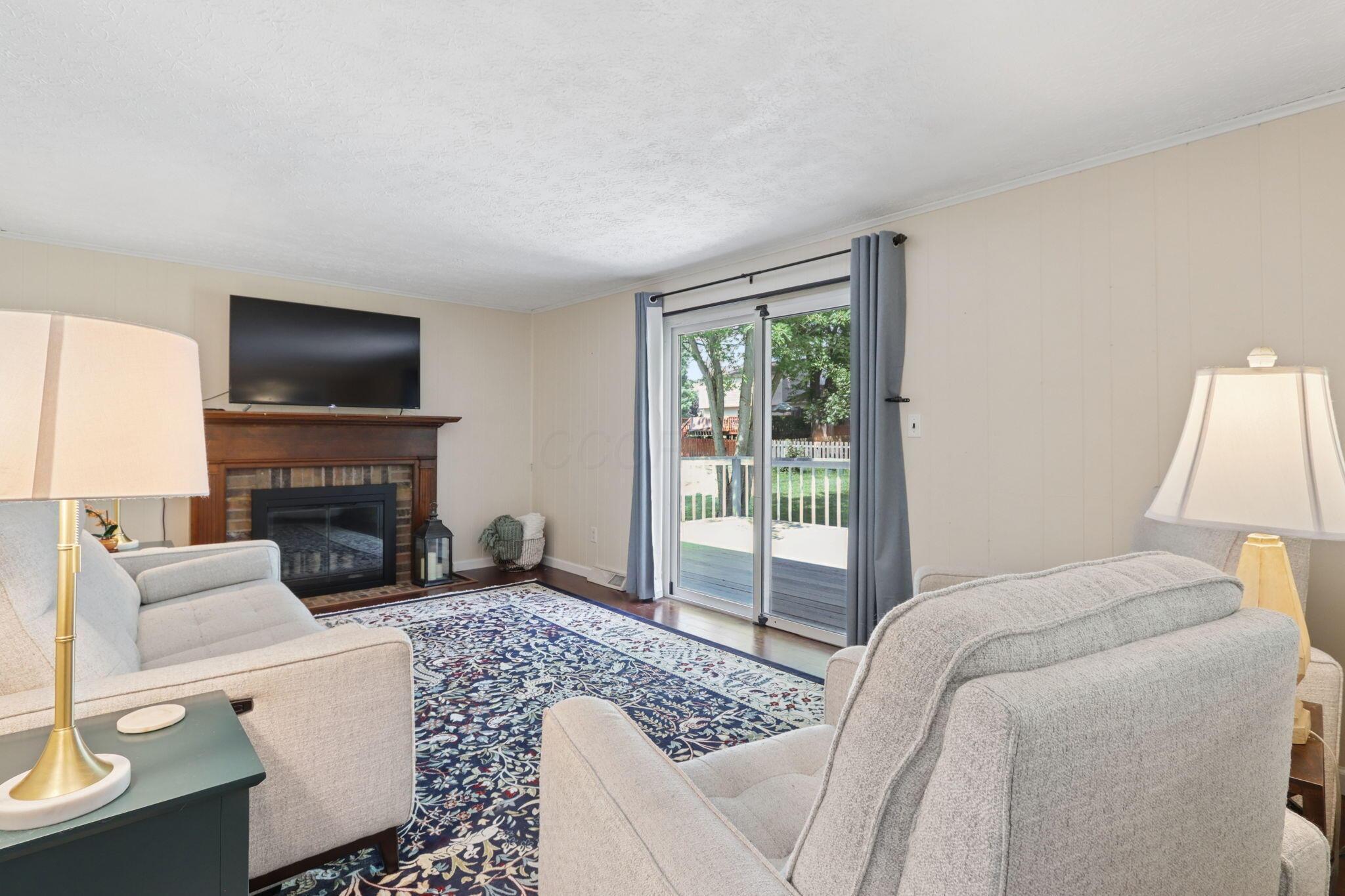 11766 Kennington Square W Property Photo 17