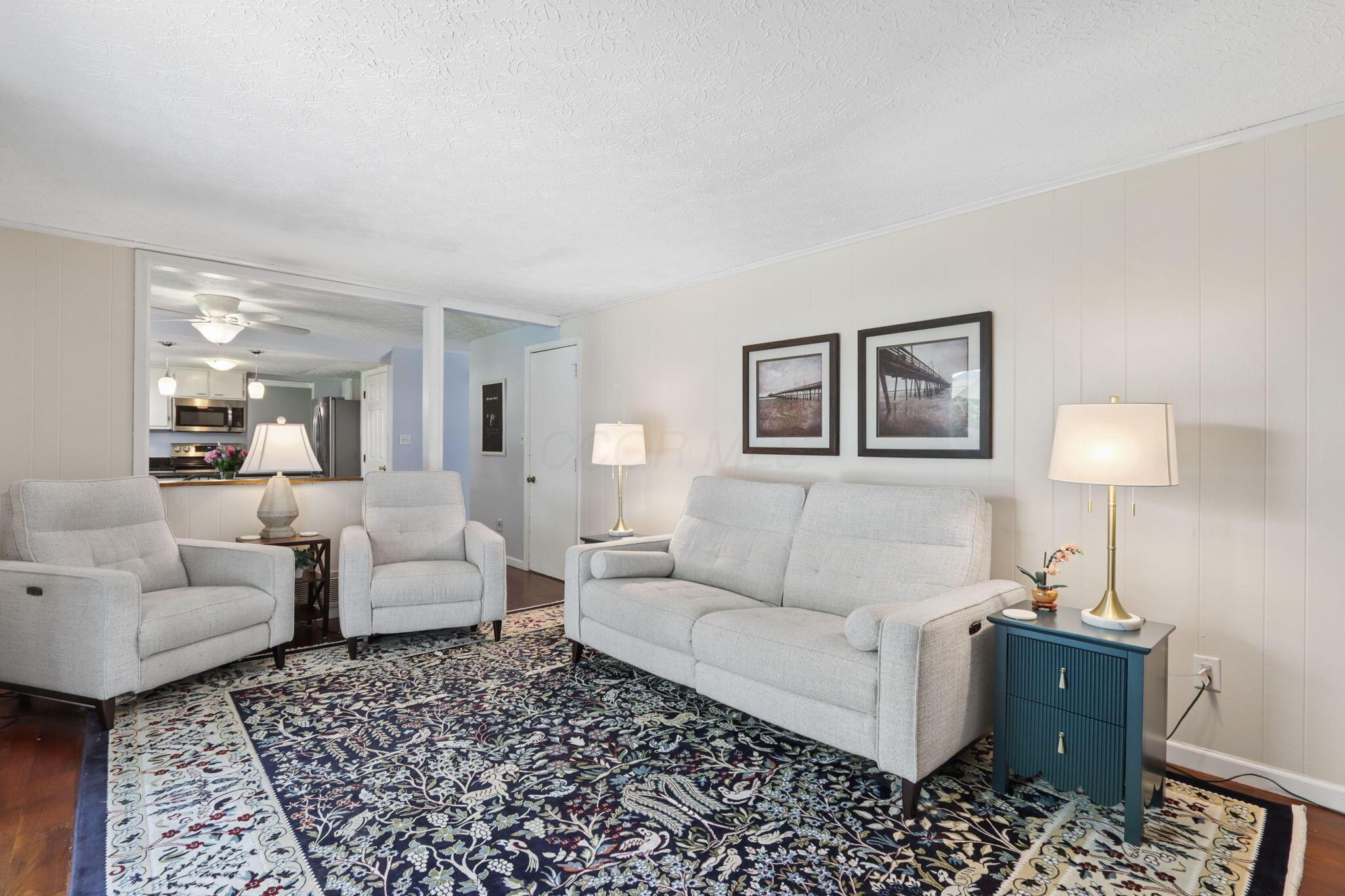 11766 Kennington Square W Property Photo 18