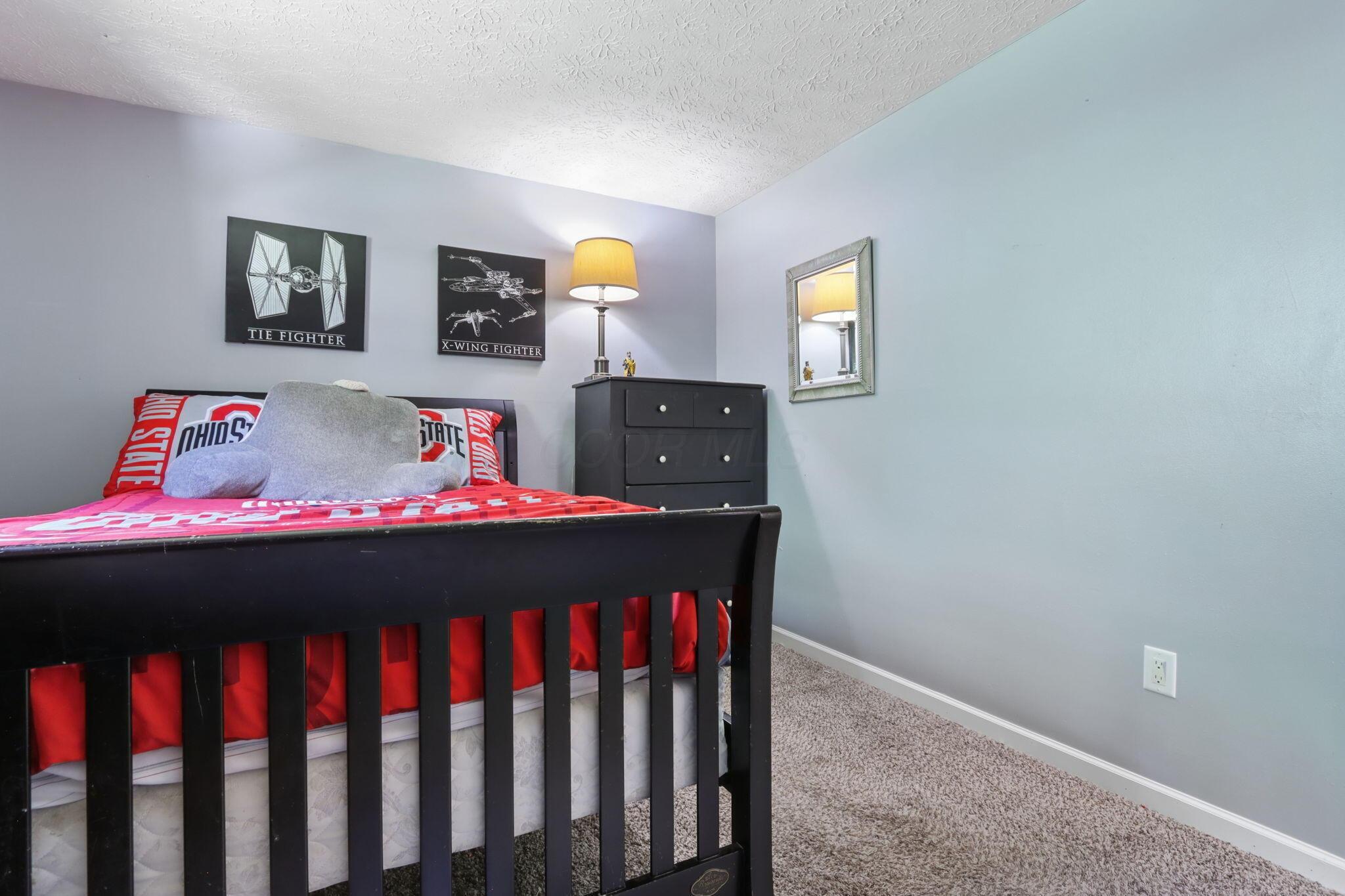 11766 Kennington Square W Property Photo 31