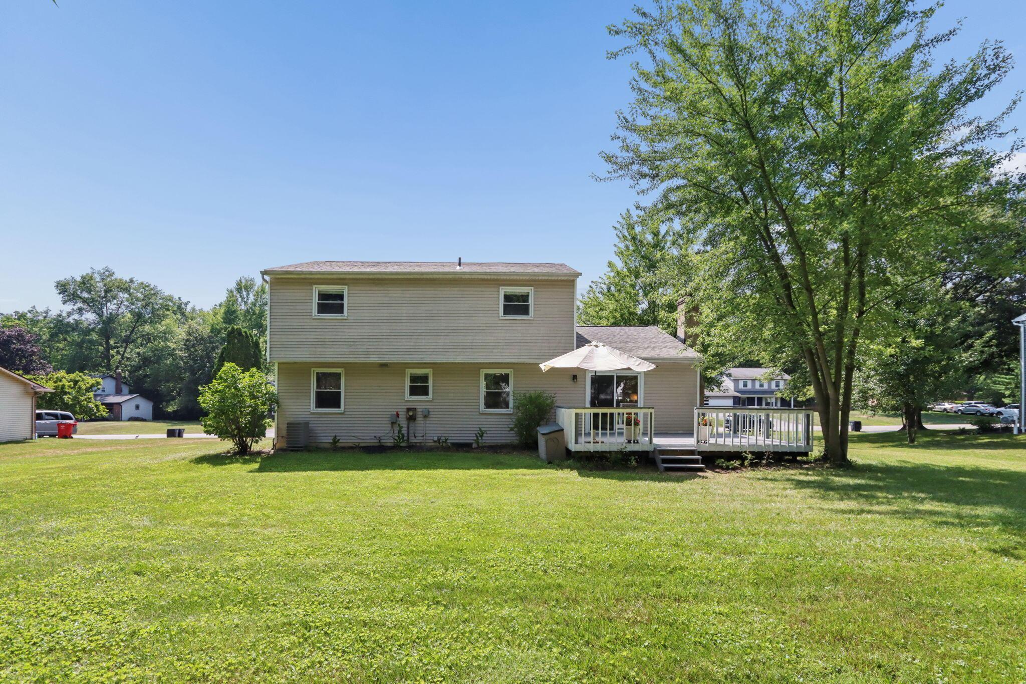 11766 Kennington Square W Property Photo 36