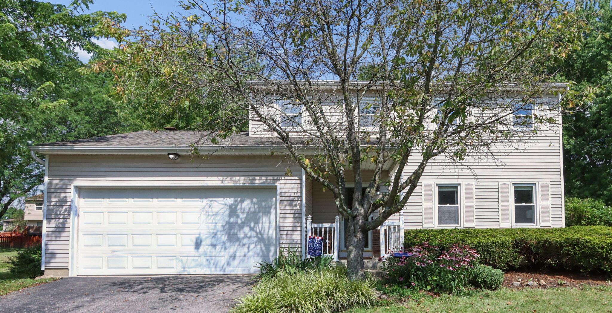 11766 Kennington Square W Property Photo 42