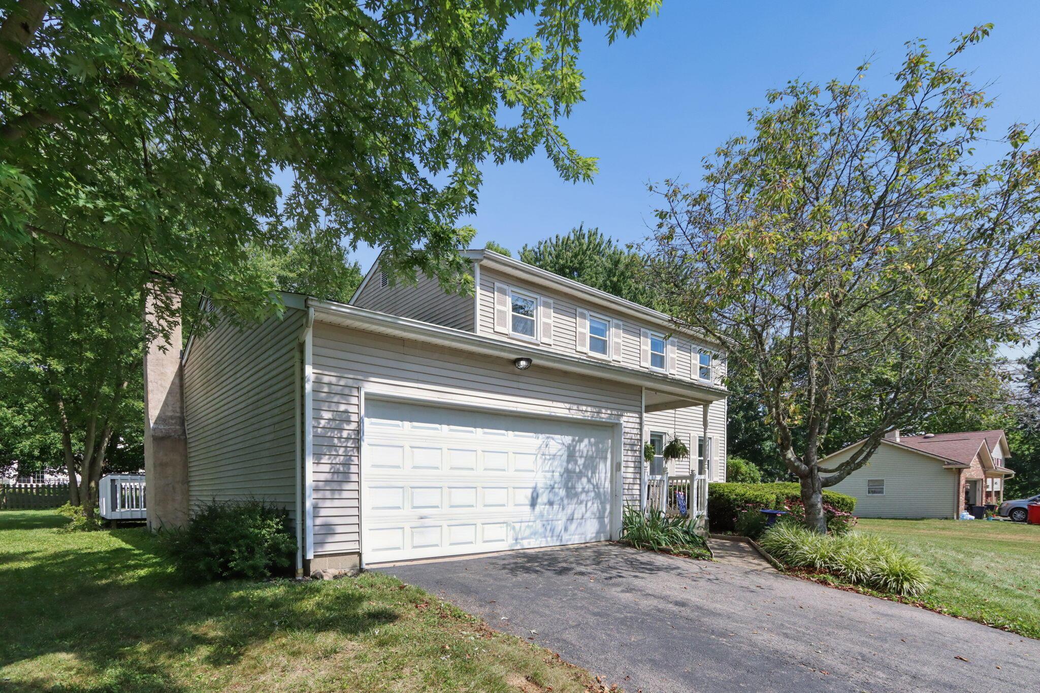 11766 Kennington Square W Property Photo 43