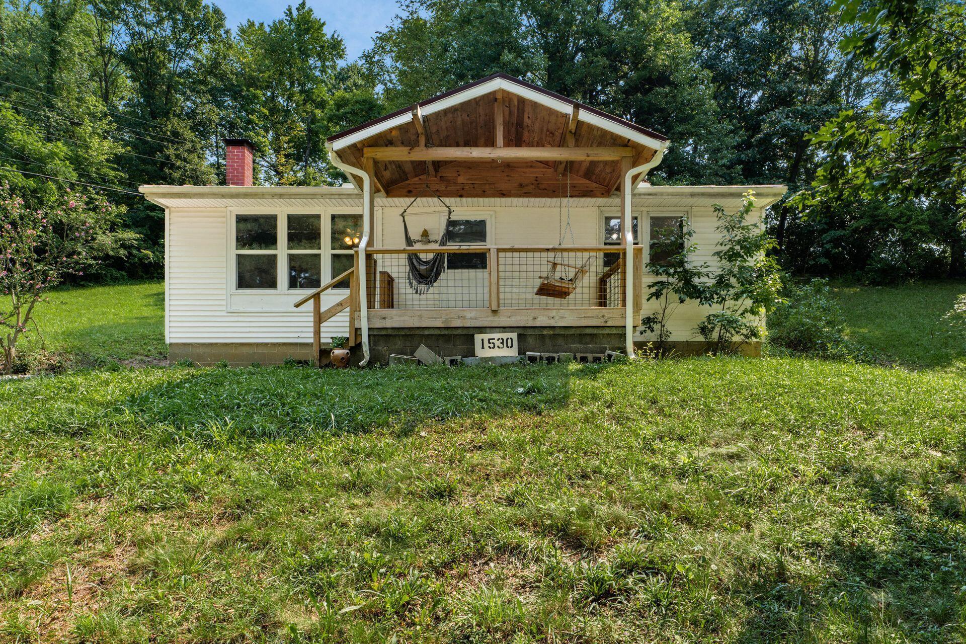1530 Tarkiln Road Se Property Photo 1