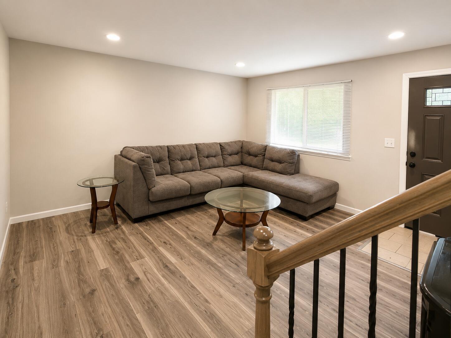 2947 Thornell Way Property Photo 6