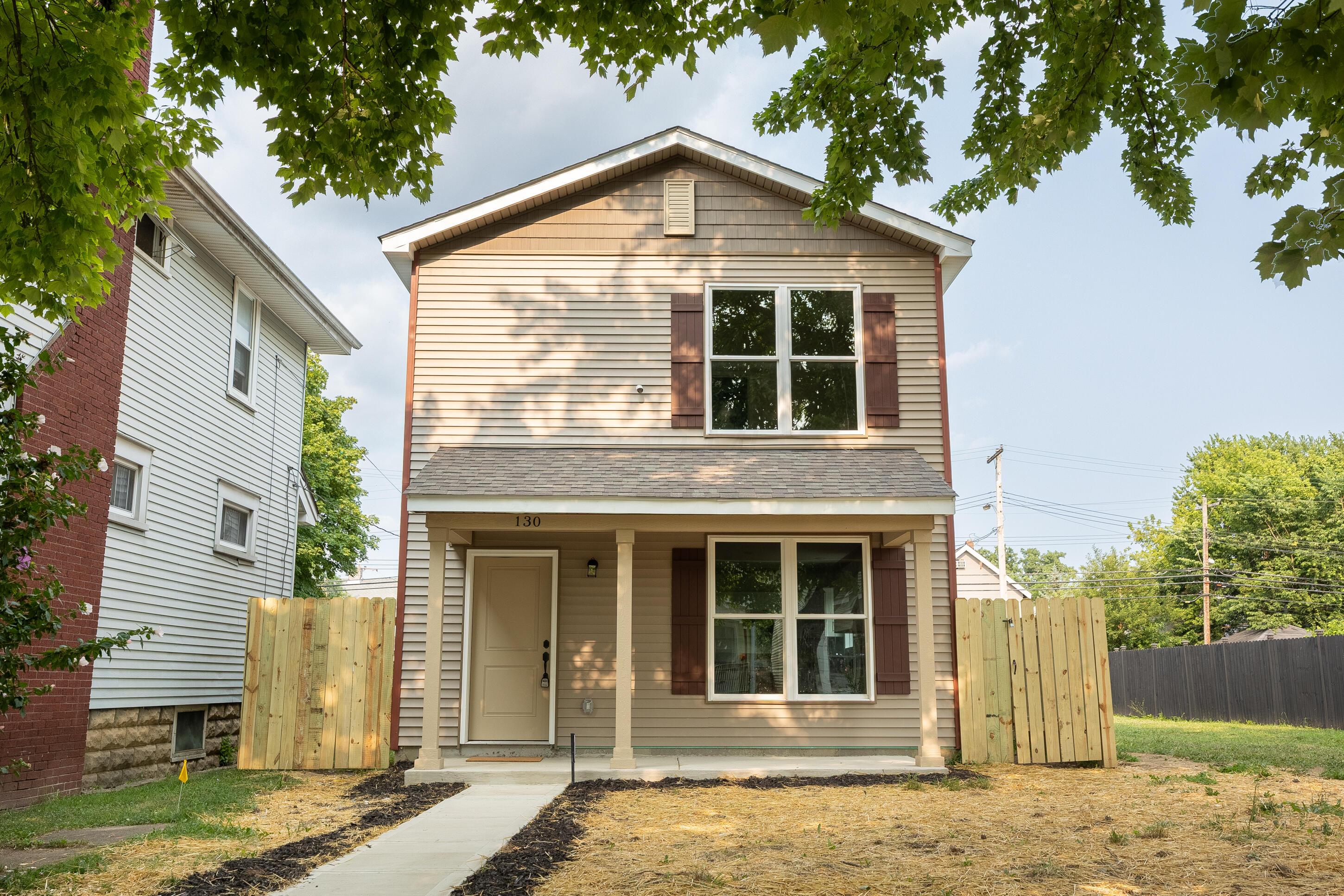 130 S Harris Avenue Property Photo 1