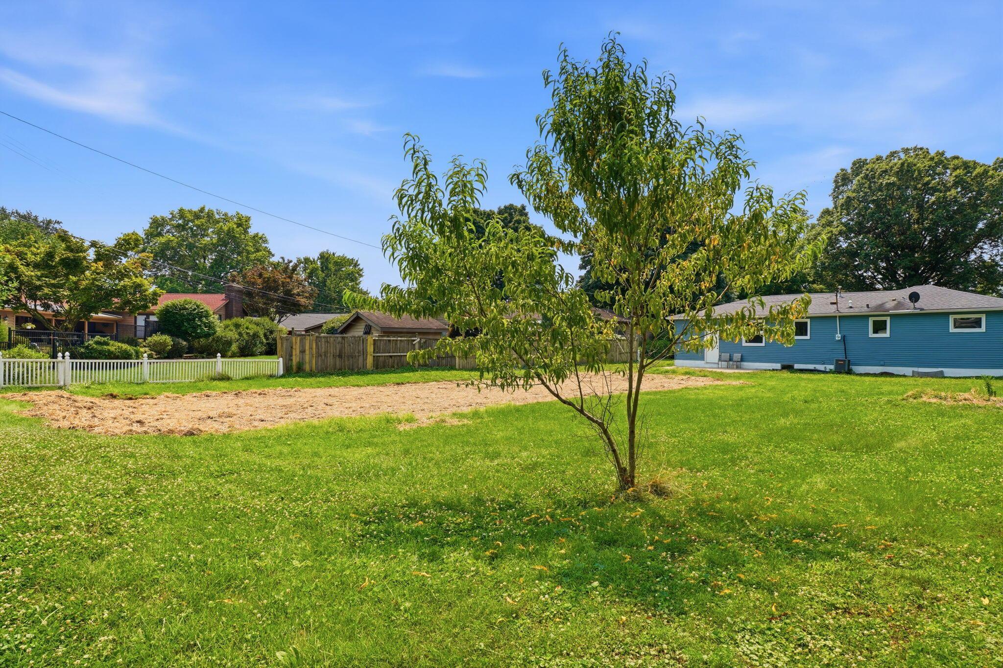 878 Oberlin Drive Property Photo 40