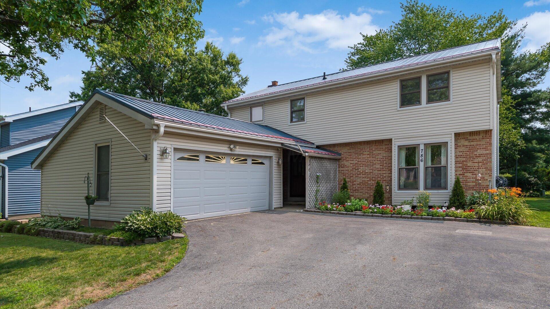 786 Hedley Place Property Photo 1