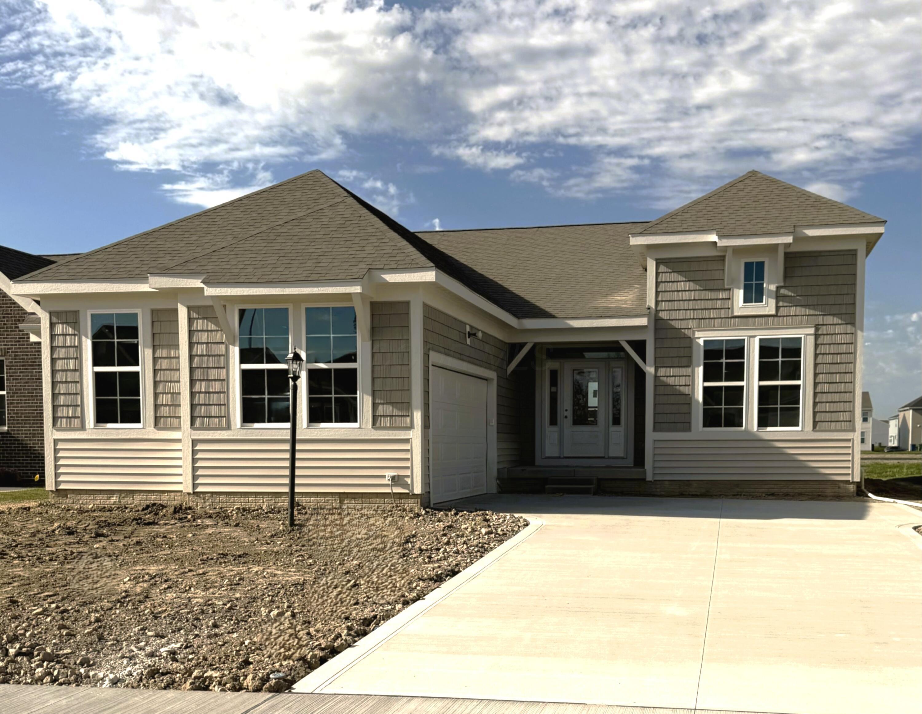 1693 Skyview Drive Property Photo 1