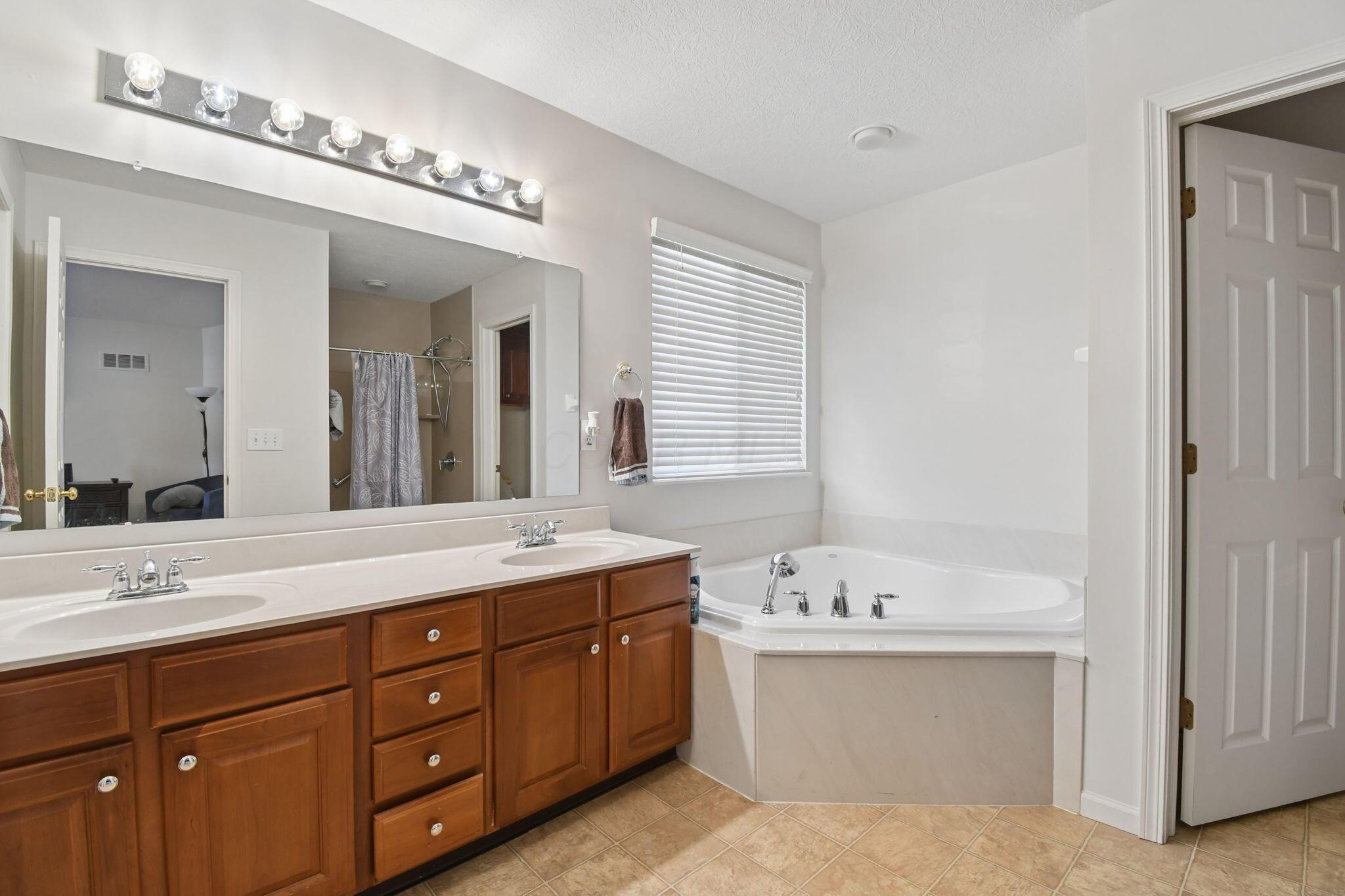 7965 Danbridge Way Property Photo 33