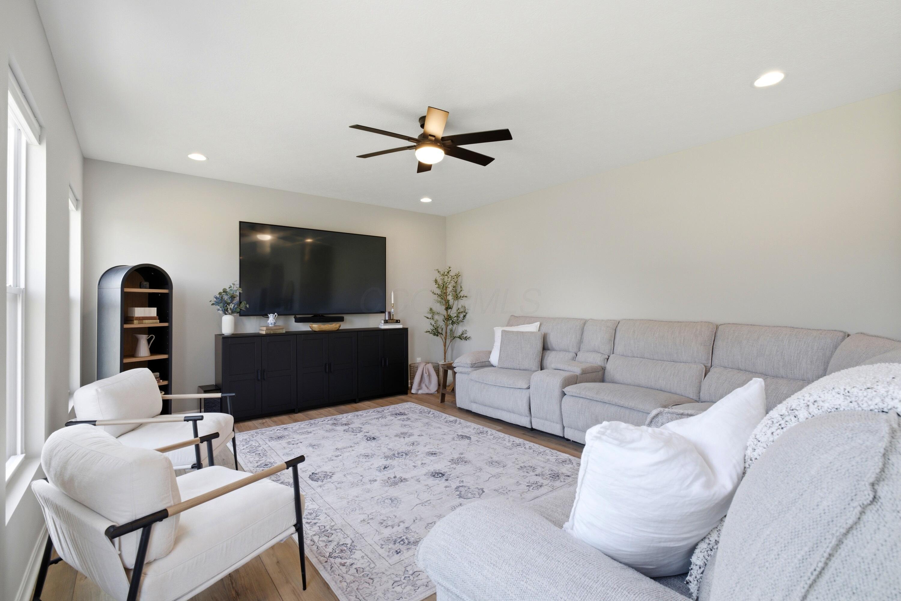 7333 Jergenson Way Property Photo 18