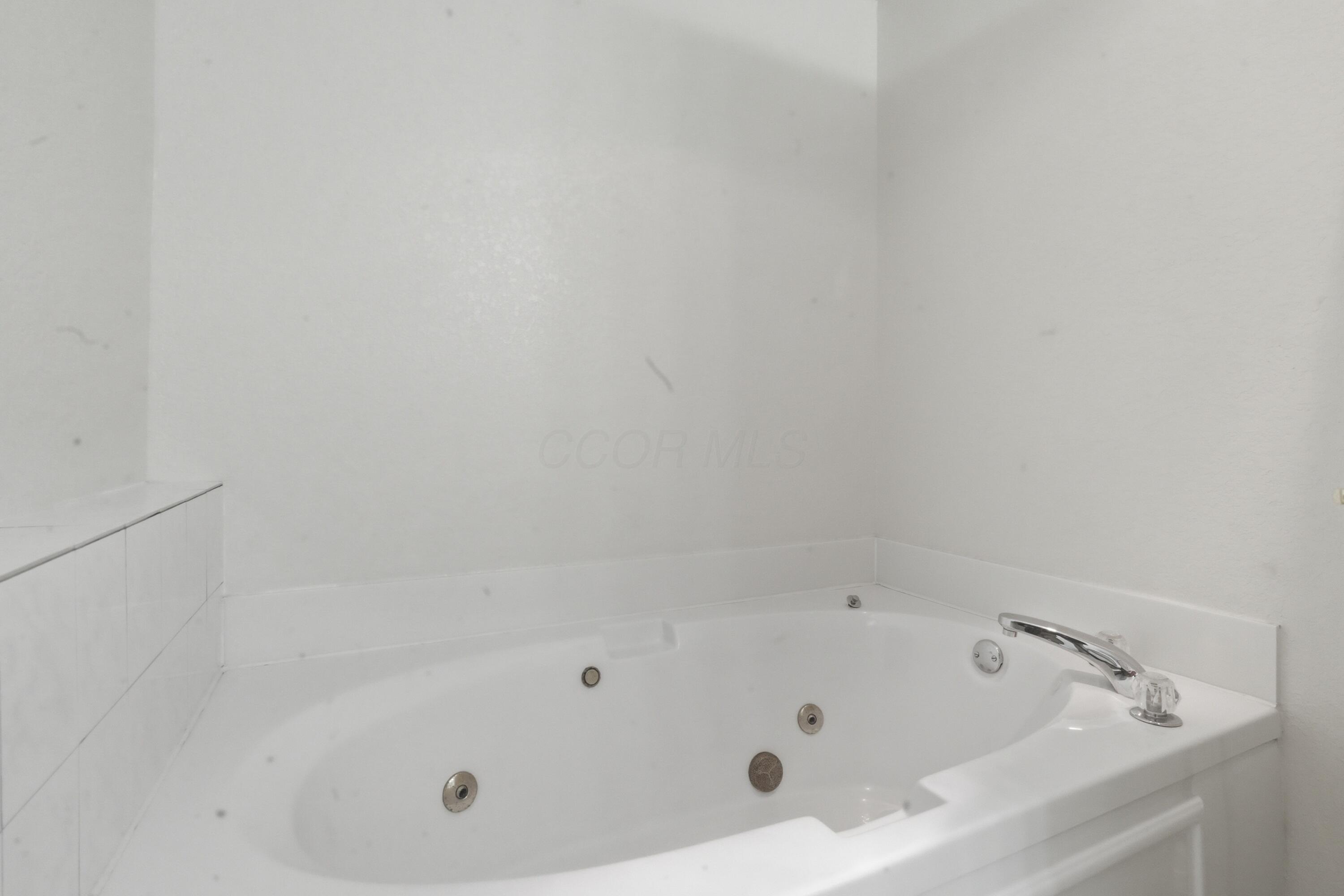 6387 Teal Bend Property Photo 10