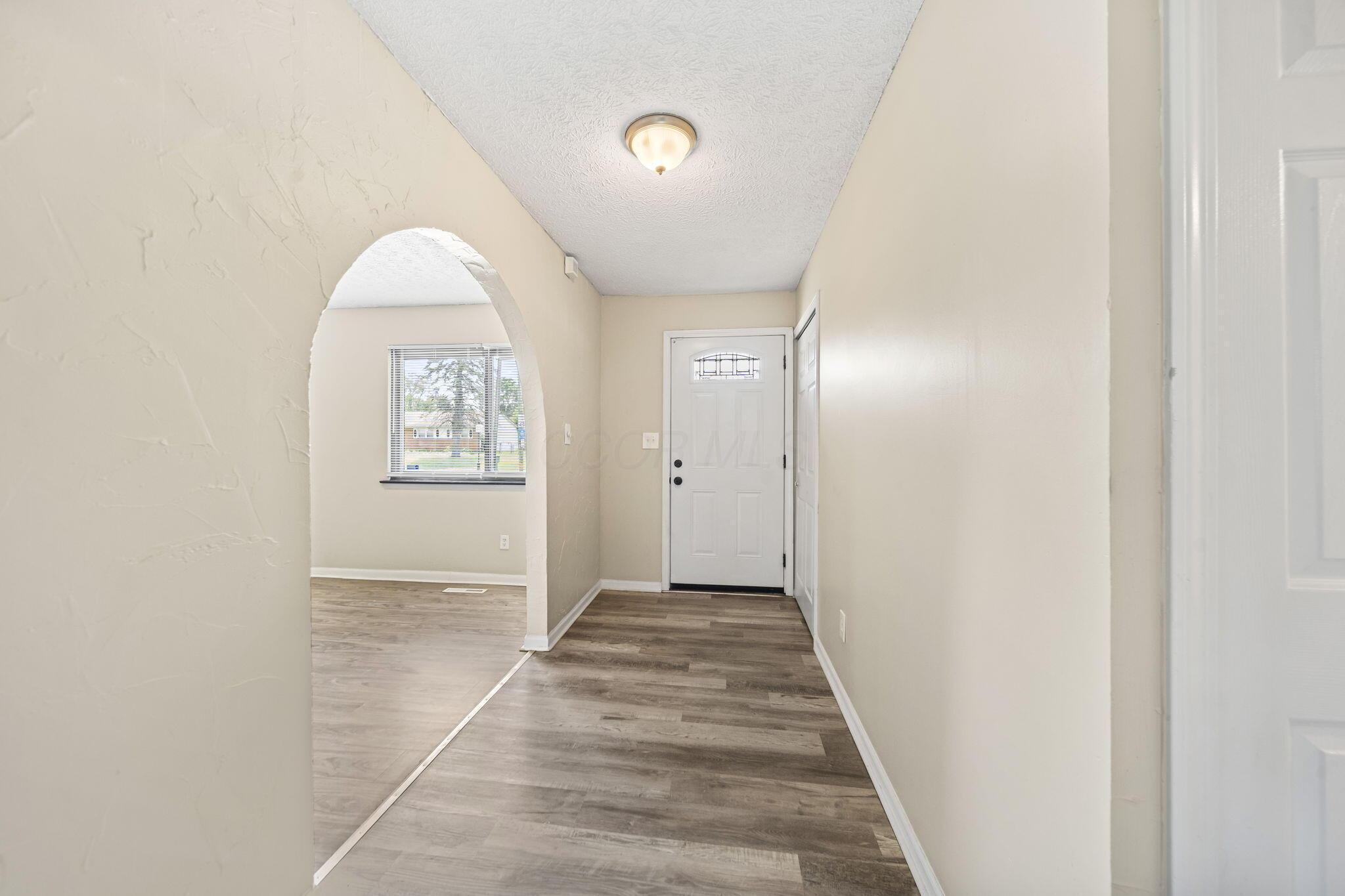 4780 Carbondale Drive Property Photo 4