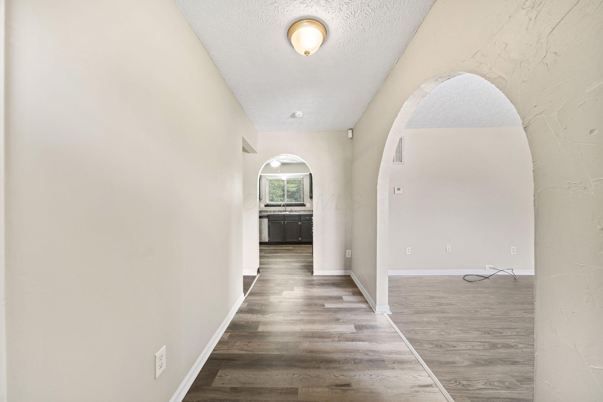 4780 Carbondale Drive Property Photo 5