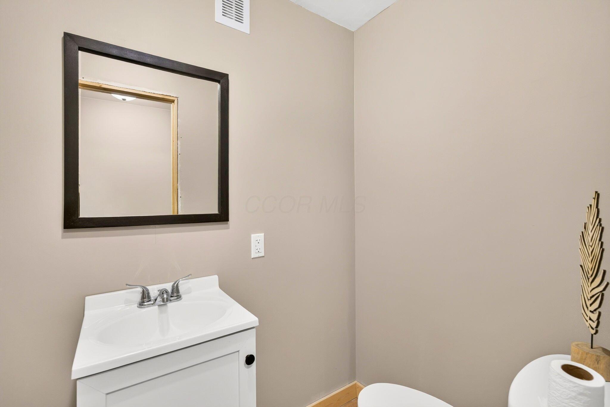 9445 Walnut Dowler Road Property Photo 47