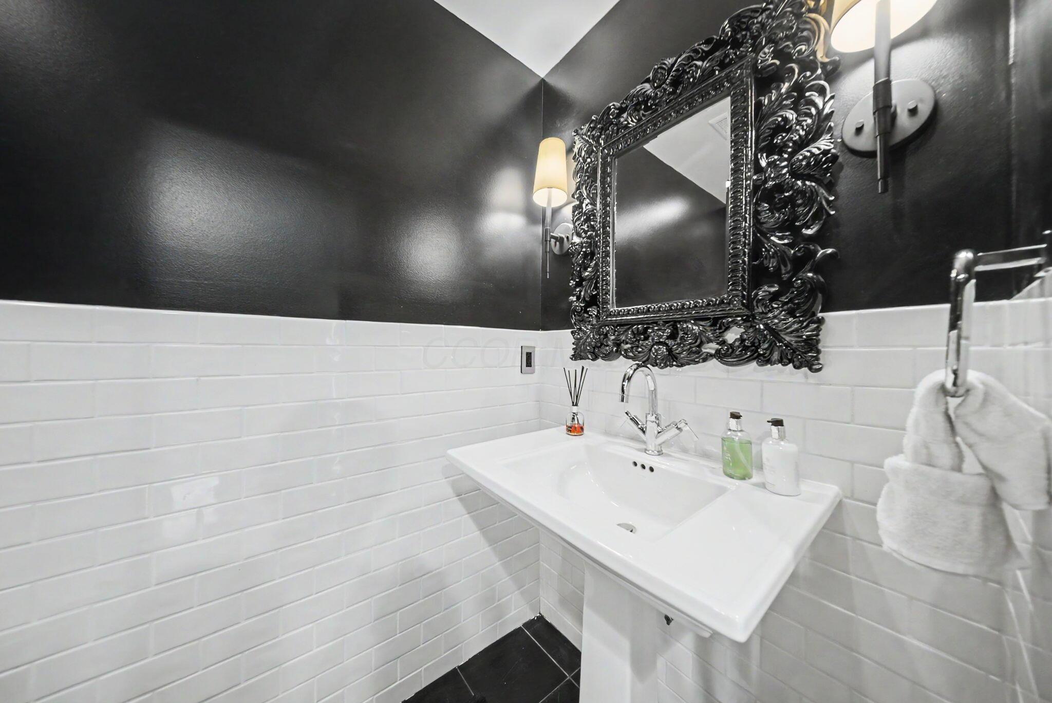 4111 Curve Road Property Photo 8