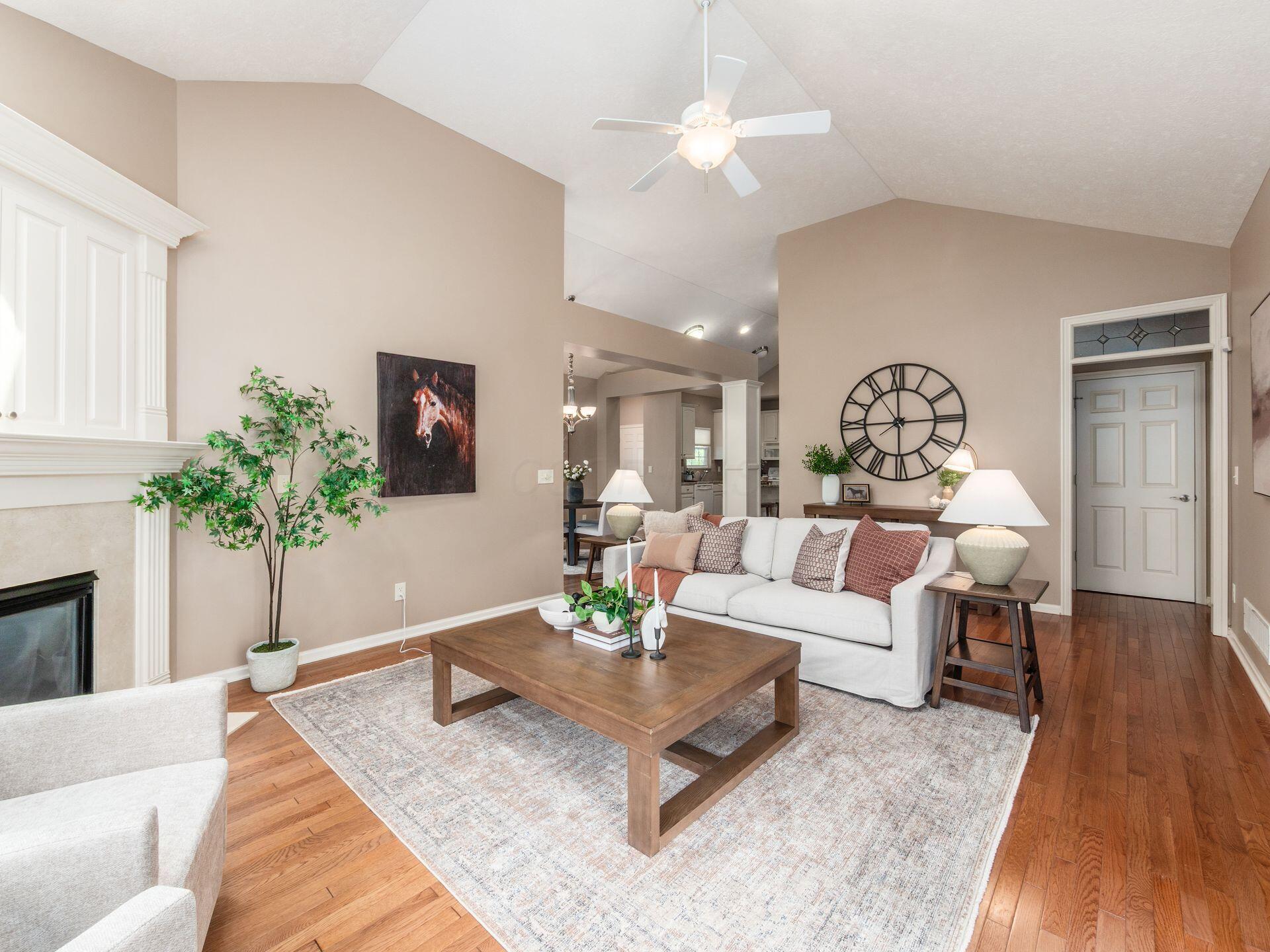 7338 Deer Valley Crossing Property Photo 7