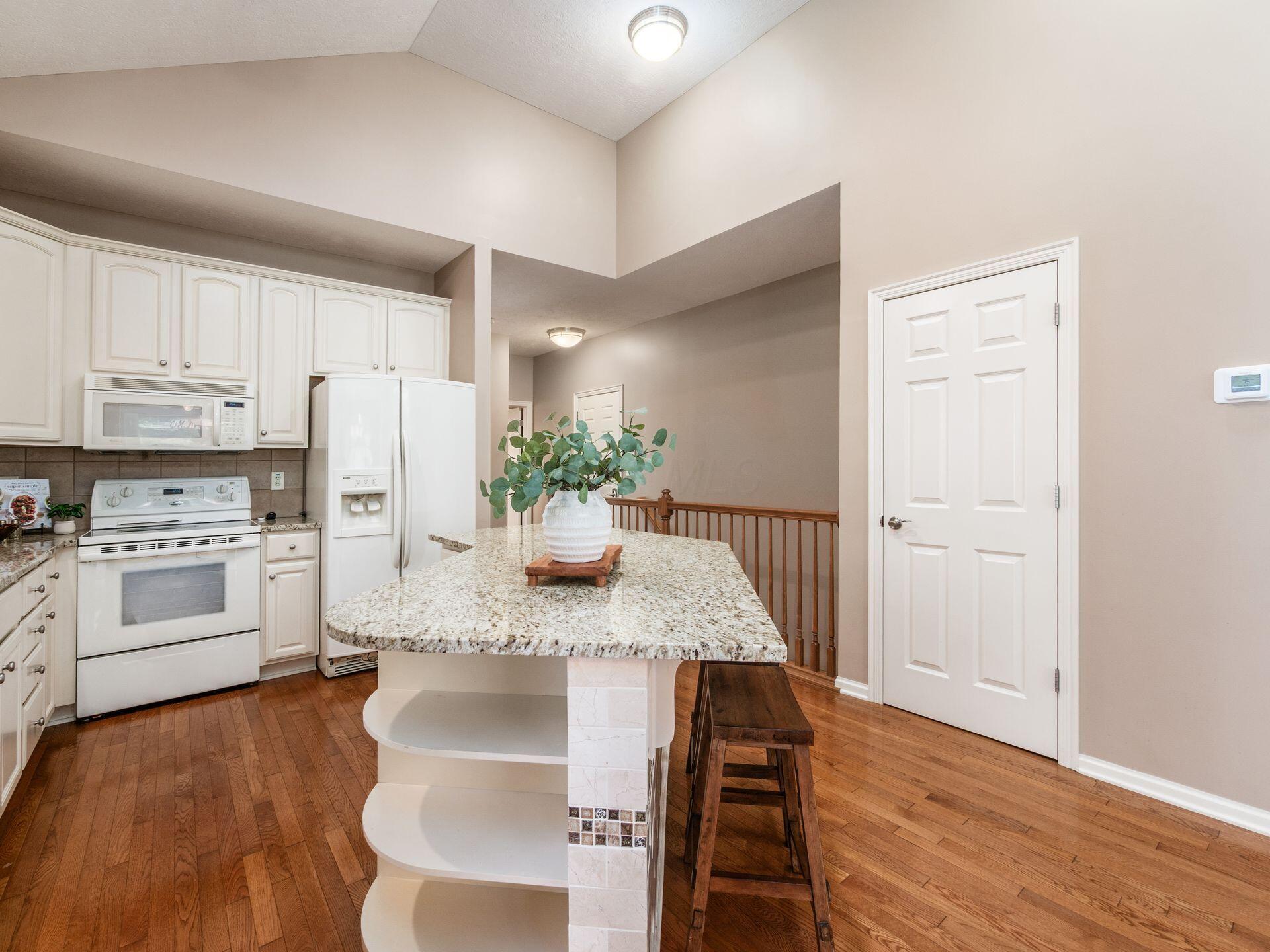 7338 Deer Valley Crossing Property Photo 11