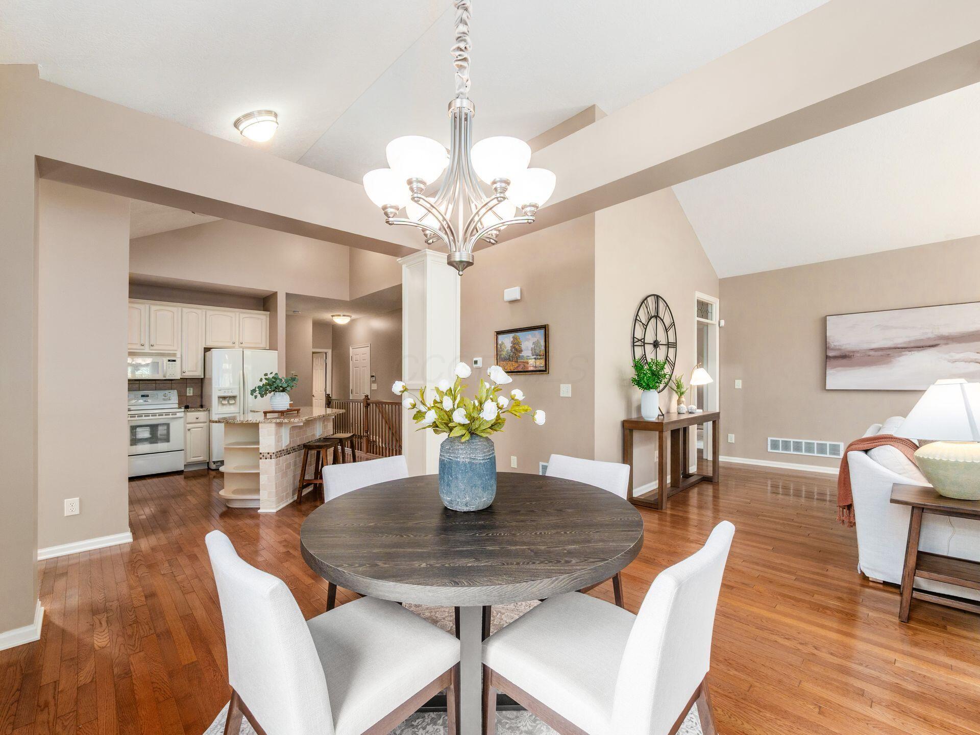 7338 Deer Valley Crossing Property Photo 14